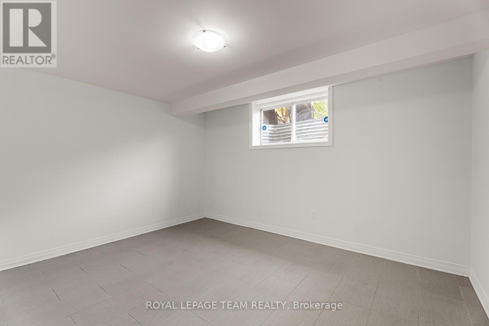 33 Valencia Street, Ottawa, Ontario  K2G 6T1 - Photo 33 - X12415855