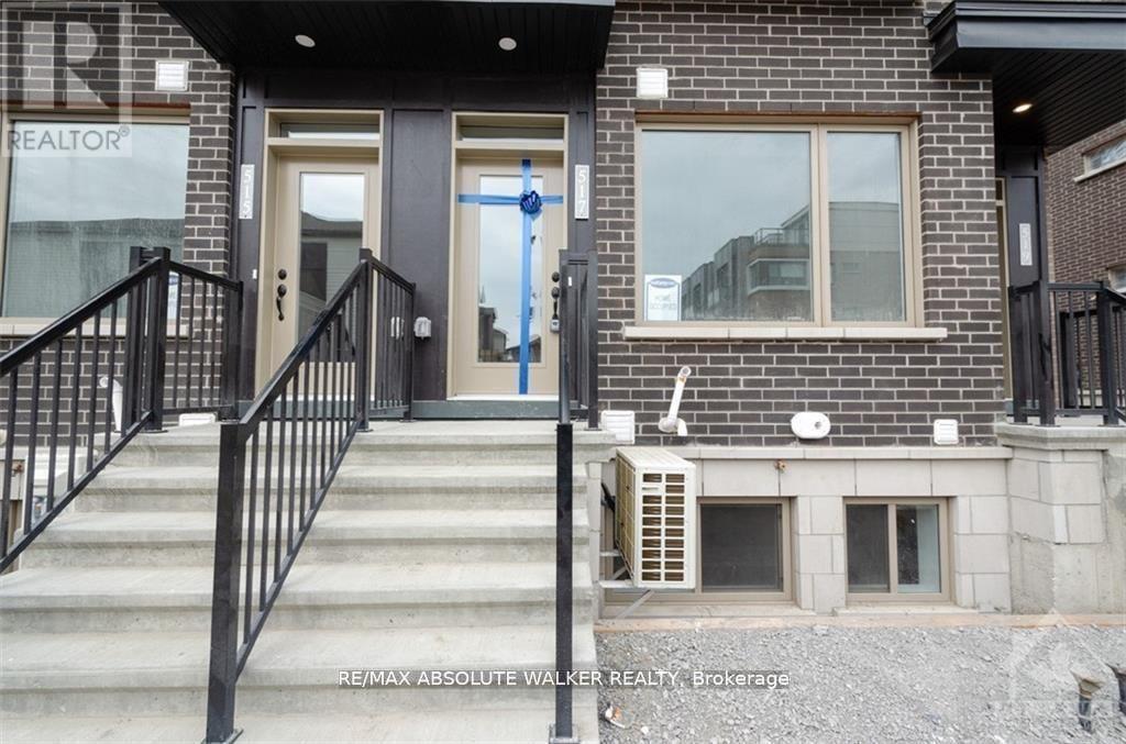 517 Takamose Private Road, Ottawa, Ontario  K1K 5A5 - Photo 2 - X12415876