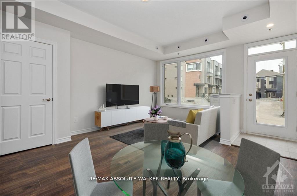 517 Takamose Private Road, Ottawa, Ontario  K1K 5A5 - Photo 6 - X12415876