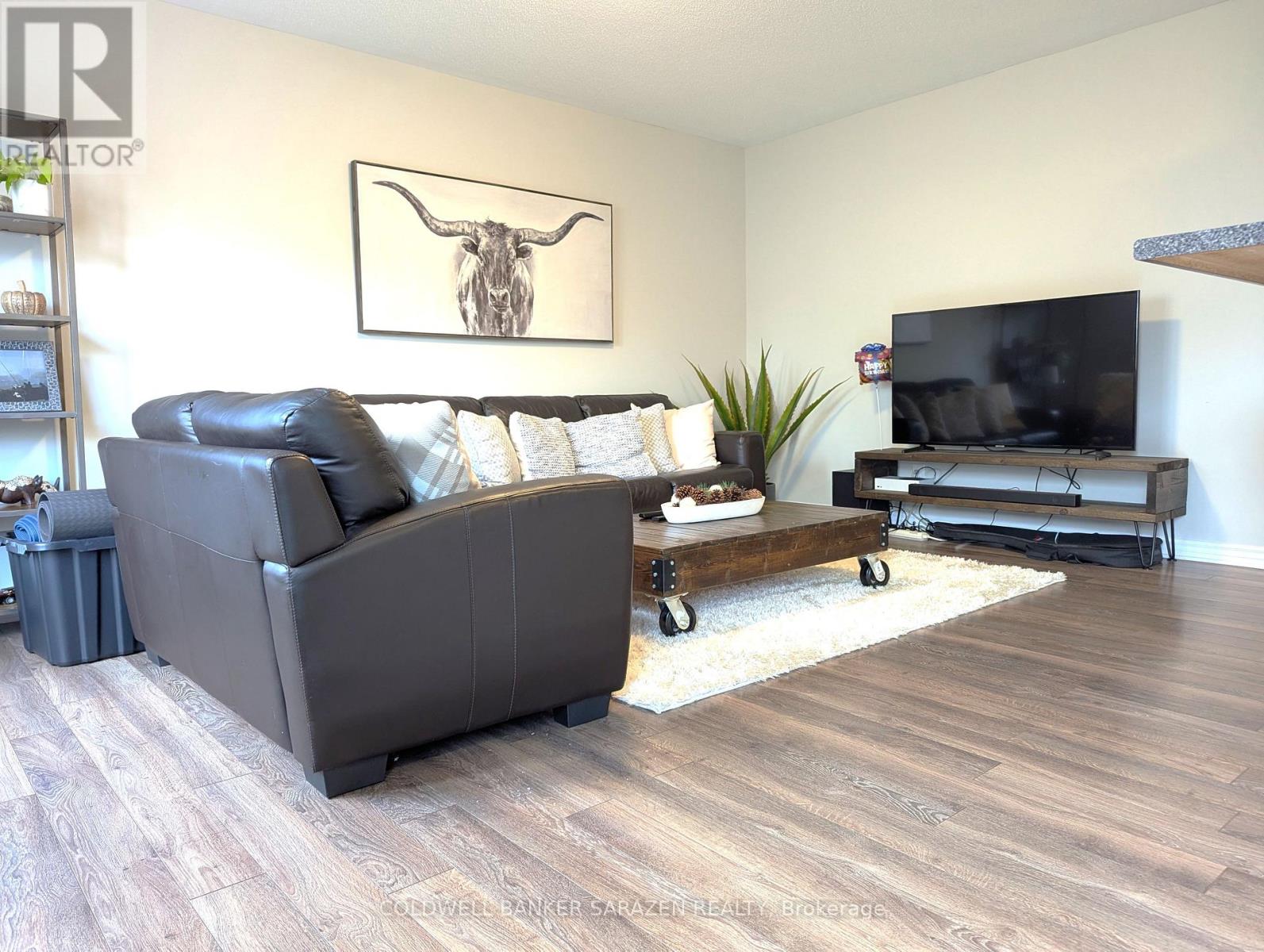 146 Harmattan Avenue, Ottawa, Ontario  K2S 0G3 - Photo 4 - X12415881