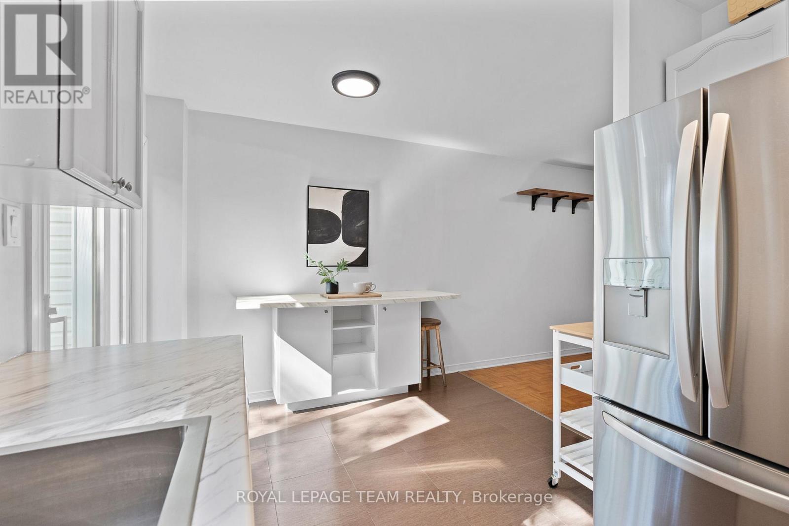 230 Currell Avenue, Ottawa, Ontario  K1Z 7J3 - Photo 12 - X12415927