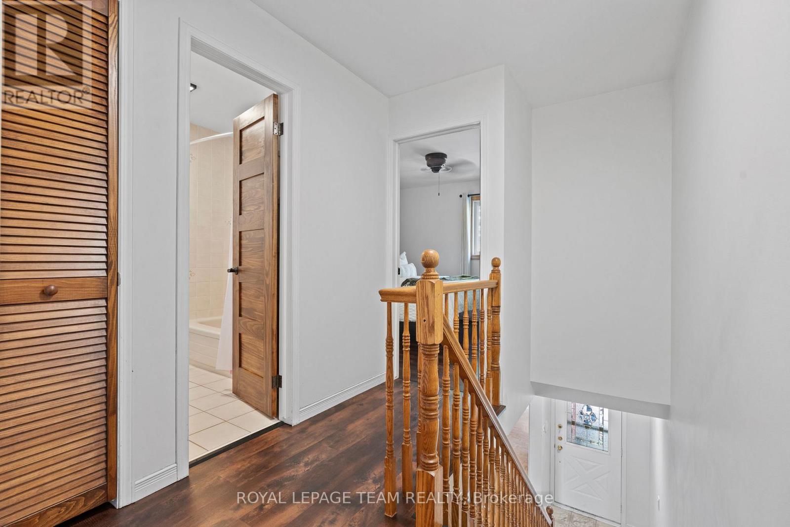 230 Currell Avenue, Ottawa, Ontario  K1Z 7J3 - Photo 15 - X12415927