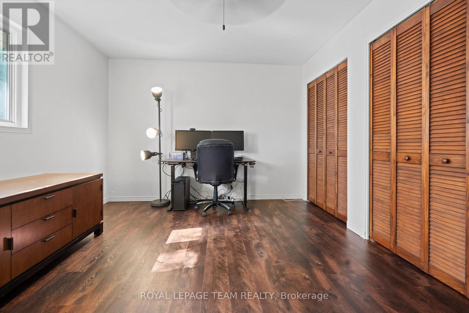 230 Currell Avenue, Ottawa, Ontario  K1Z 7J3 - Photo 22 - X12415927