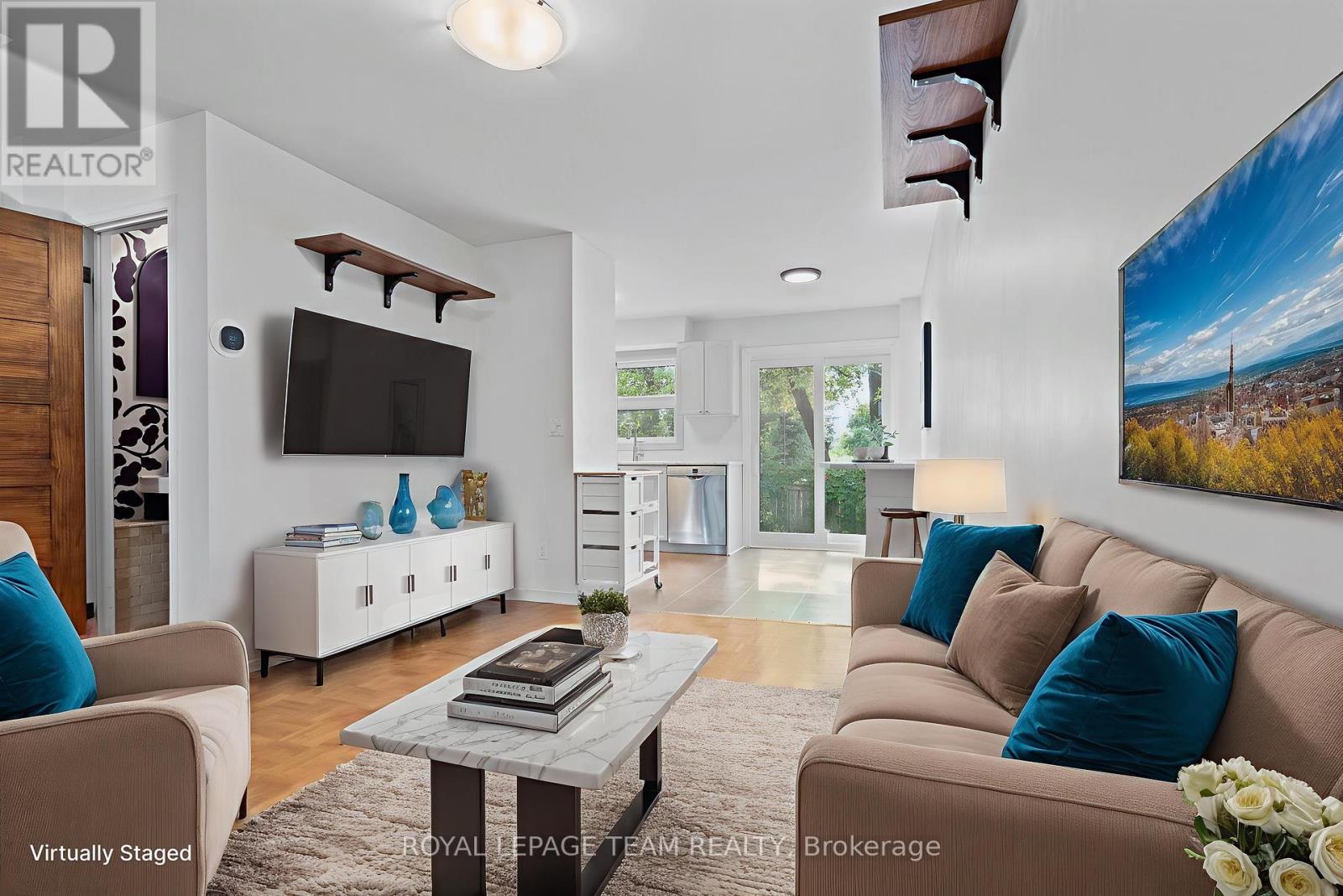 230 Currell Avenue, Ottawa, Ontario  K1Z 7J3 - Photo 4 - X12415927