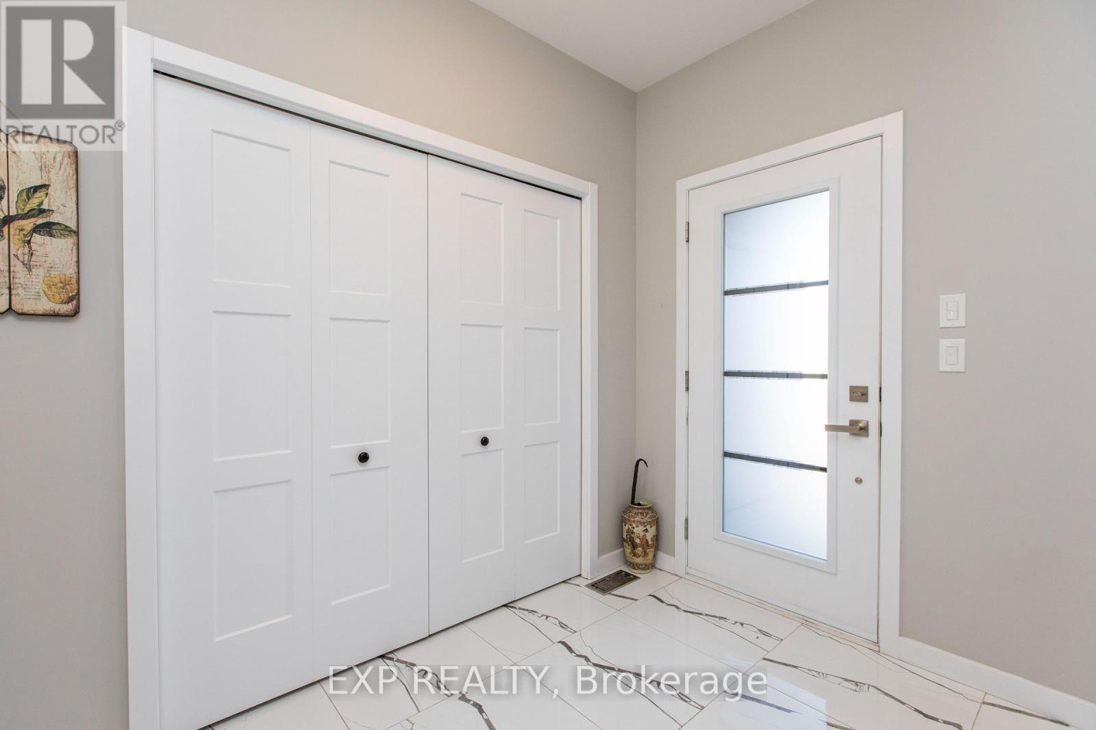 65 Granite Street, Clarence-Rockland, Ontario  K4K 0H7 - Photo 4 - X12415928