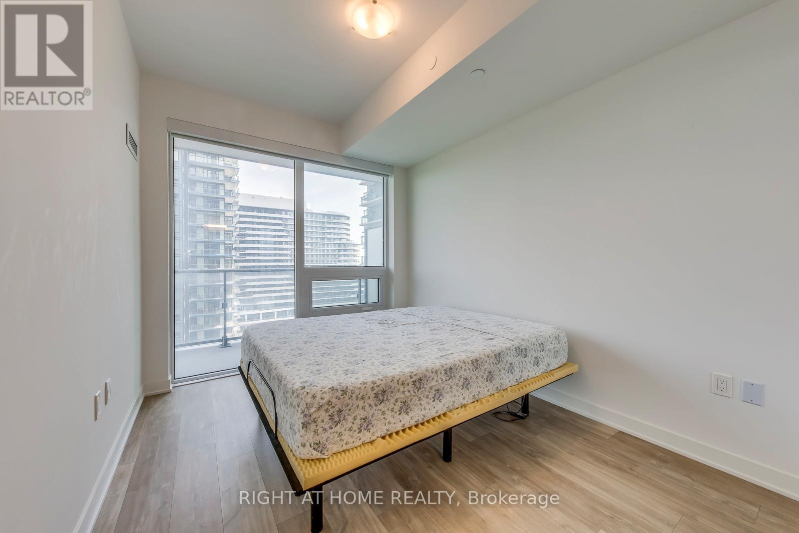 1210 - 4675 Metcalfe Avenue, Mississauga, Ontario  L5M 0Z8 - Photo 23 - W12358825