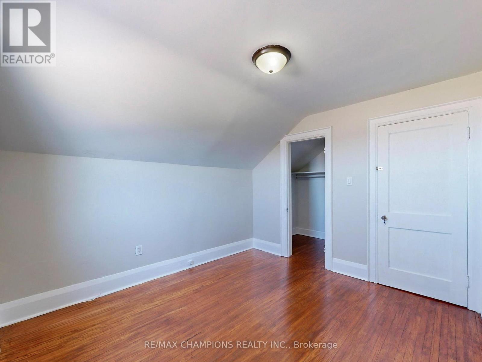 219 Queen Street W, Brampton, Ontario  L6Y 1M6 - Photo 34 - W12415660