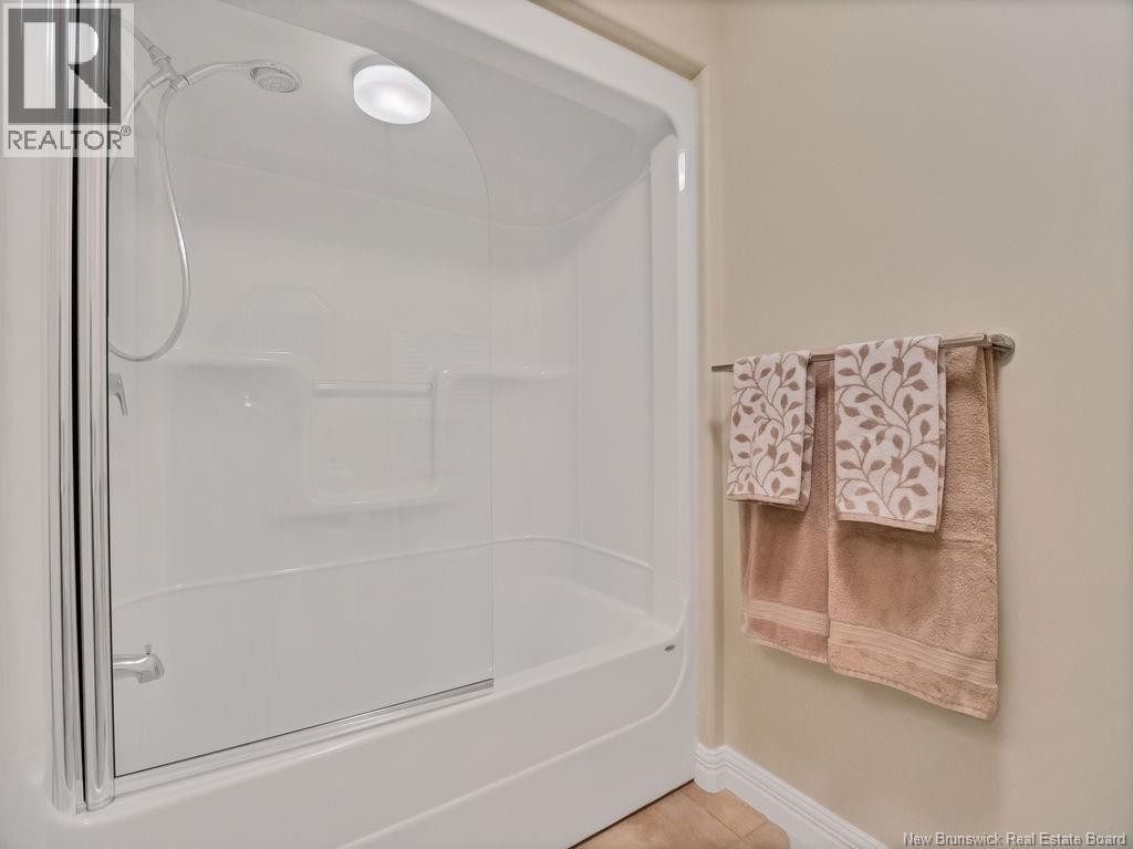 342 Damien, Dieppe, New Brunswick  E1A 0H3 - Photo 26 - NB127037