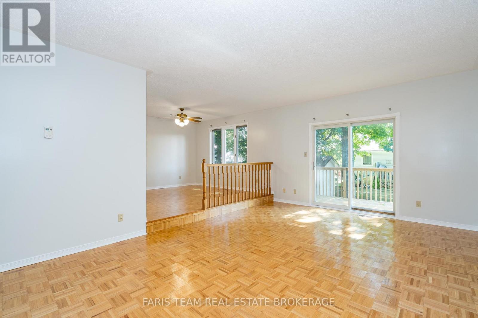 25 Bridle Road, Penetanguishene, Ontario  L9M 1J5 - Photo 18 - S12415684