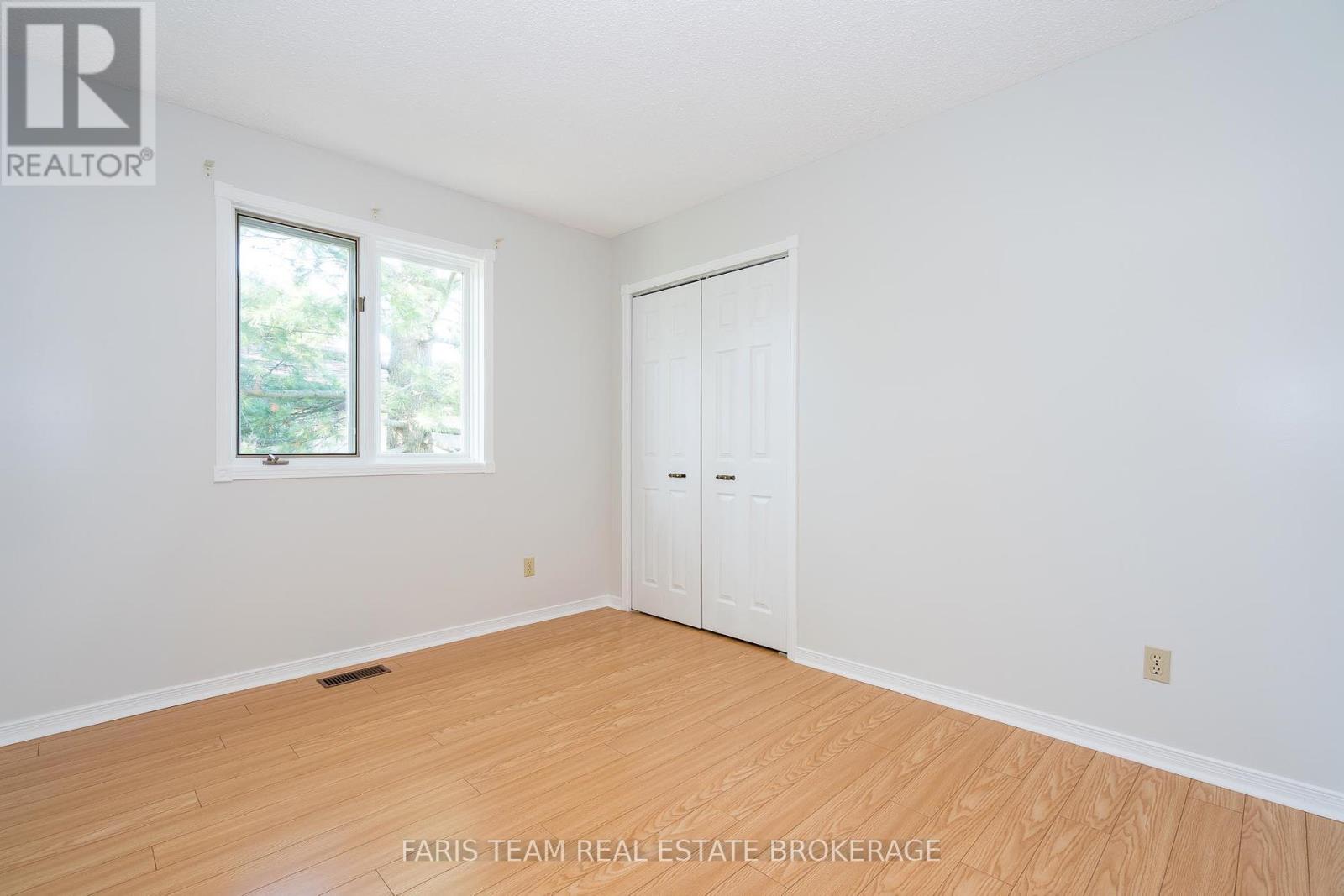 25 Bridle Road, Penetanguishene, Ontario  L9M 1J5 - Photo 25 - S12415684