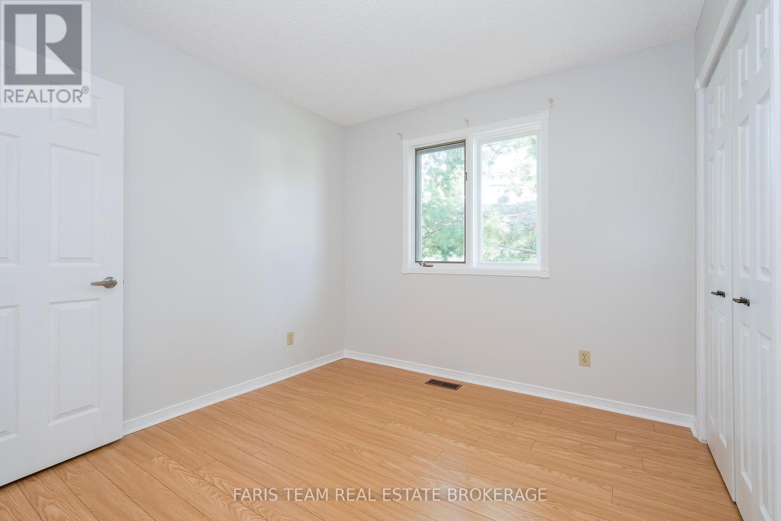 25 Bridle Road, Penetanguishene, Ontario  L9M 1J5 - Photo 26 - S12415684
