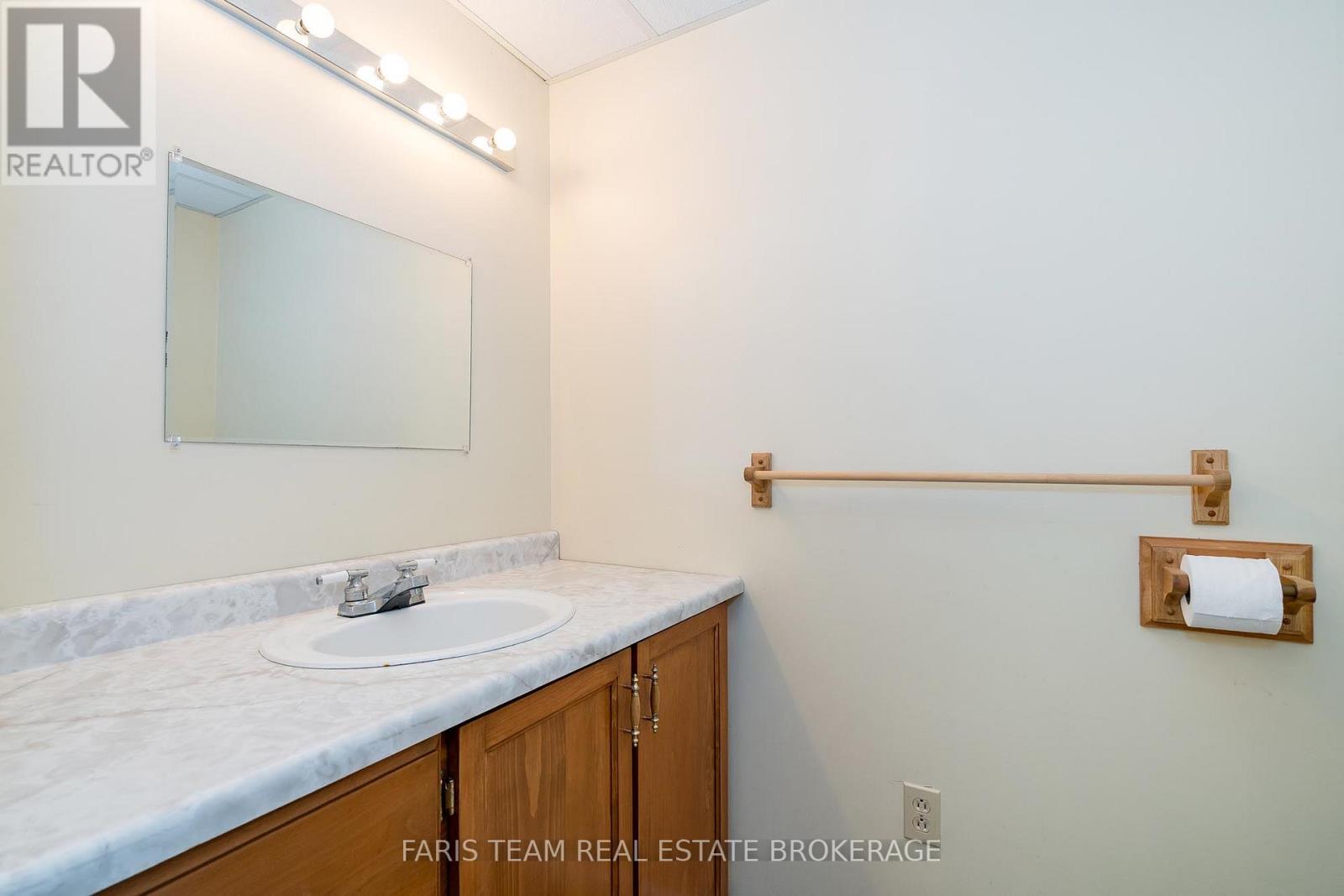 25 Bridle Road, Penetanguishene, Ontario  L9M 1J5 - Photo 37 - S12415684