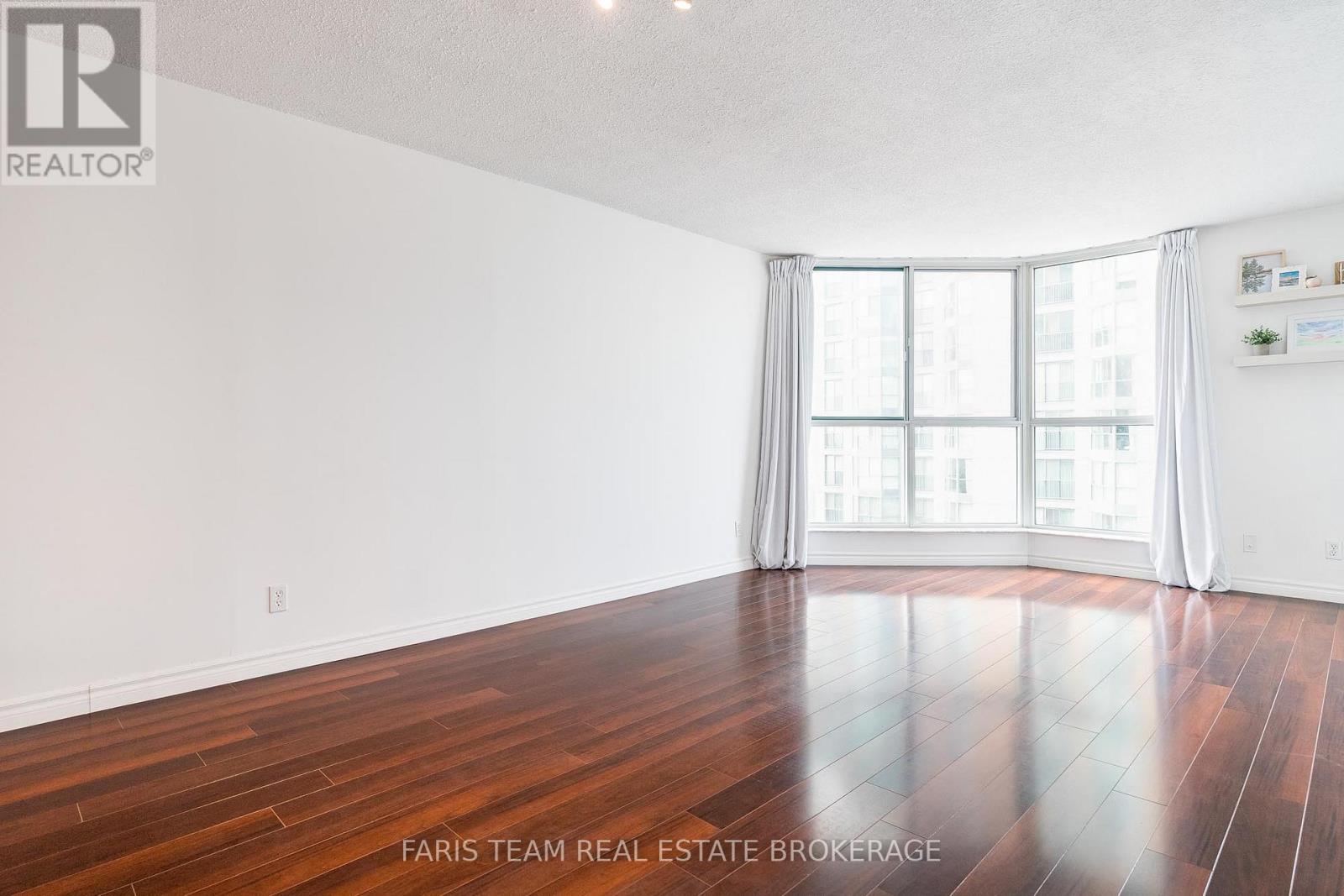 603 - 150 Dunlop Street E, Barrie, Ontario  L4M 6H1 - Photo 14 - S12415536