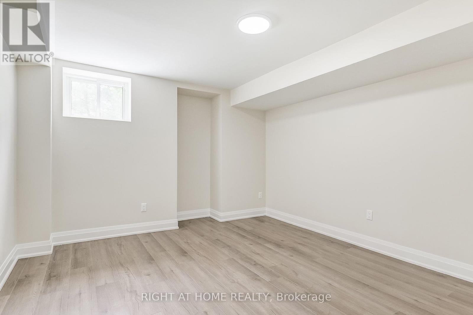 1308 Fieldcrest Lane, Oakville, Ontario  L6M 2N6 - Photo 37 - W12327165