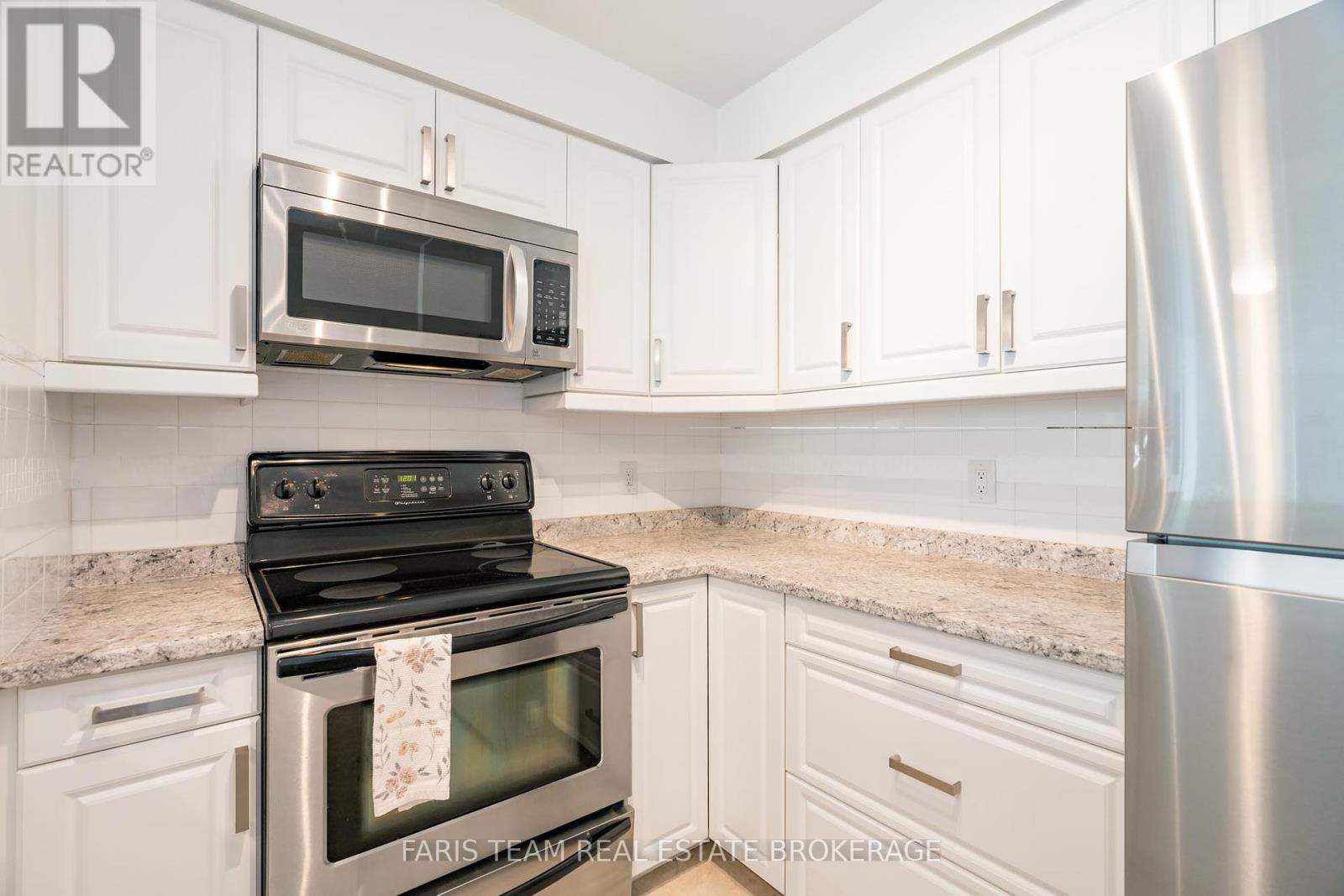 603 - 150 Dunlop Street E, Barrie, Ontario  L4M 6H1 - Photo 8 - S12415536