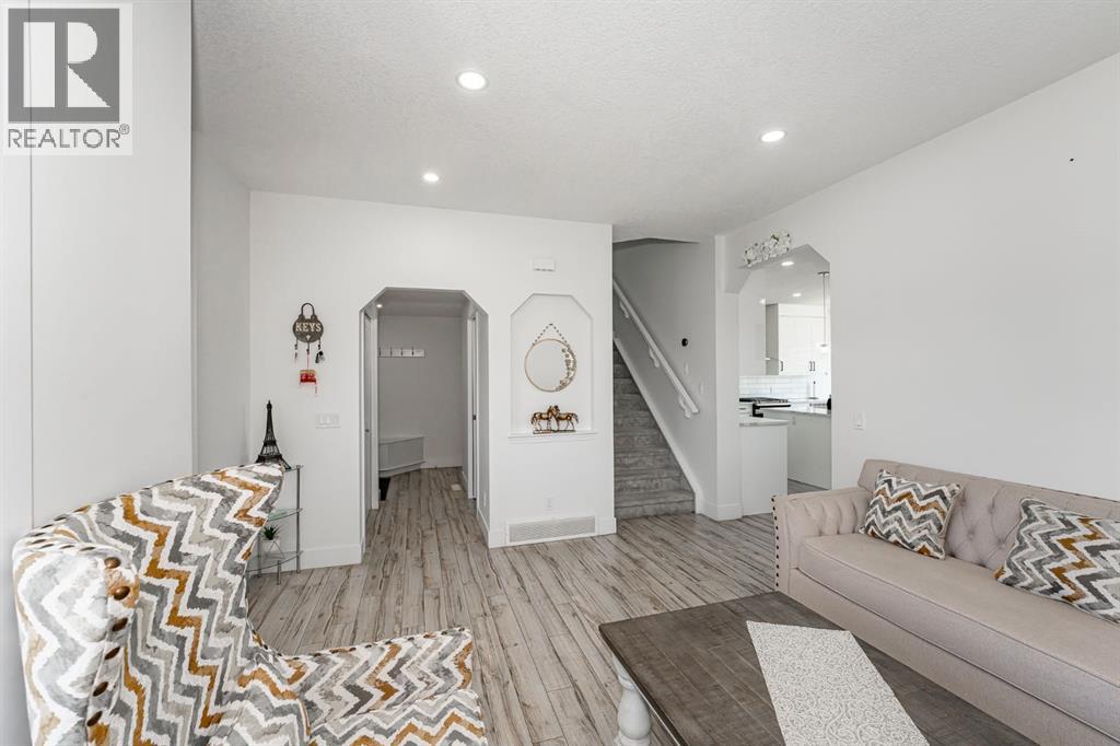 132 Willowmere Close, Chestermere, Alberta  T1X 1S2 - Photo 7 - A2258651