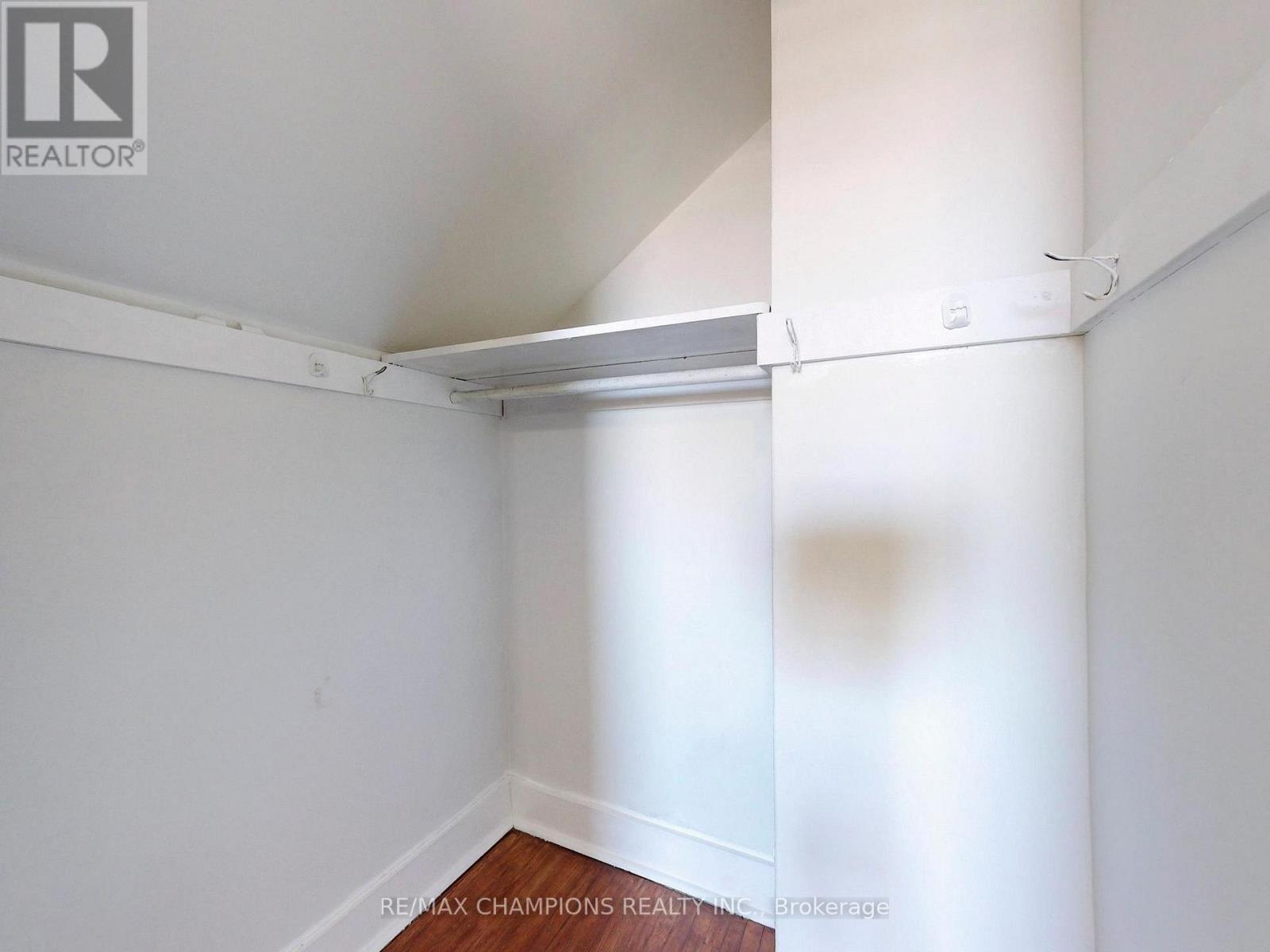 219 Queen Street W, Brampton, Ontario  L6Y 1M6 - Photo 36 - W12415660