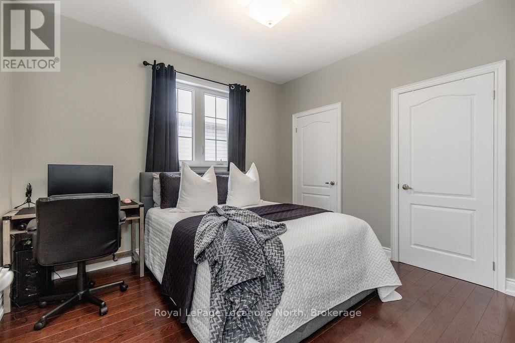 54 Royal Beech Drive, Wasaga Beach, Ontario  L9Z 1H3 - Photo 22 - S12415863
