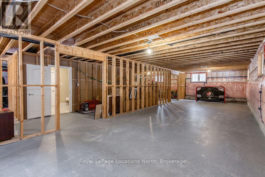 54 Royal Beech Drive, Wasaga Beach, Ontario  L9Z 1H3 - Photo 28 - S12415863