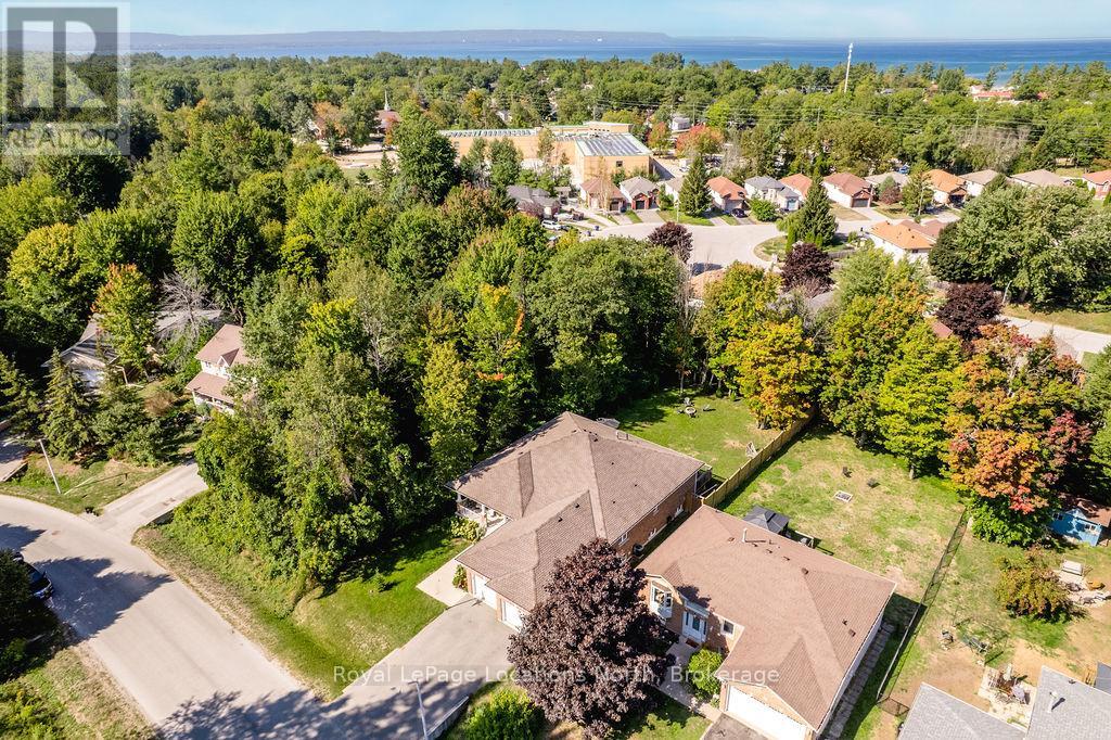 54 Royal Beech Drive, Wasaga Beach, Ontario  L9Z 1H3 - Photo 38 - S12415863