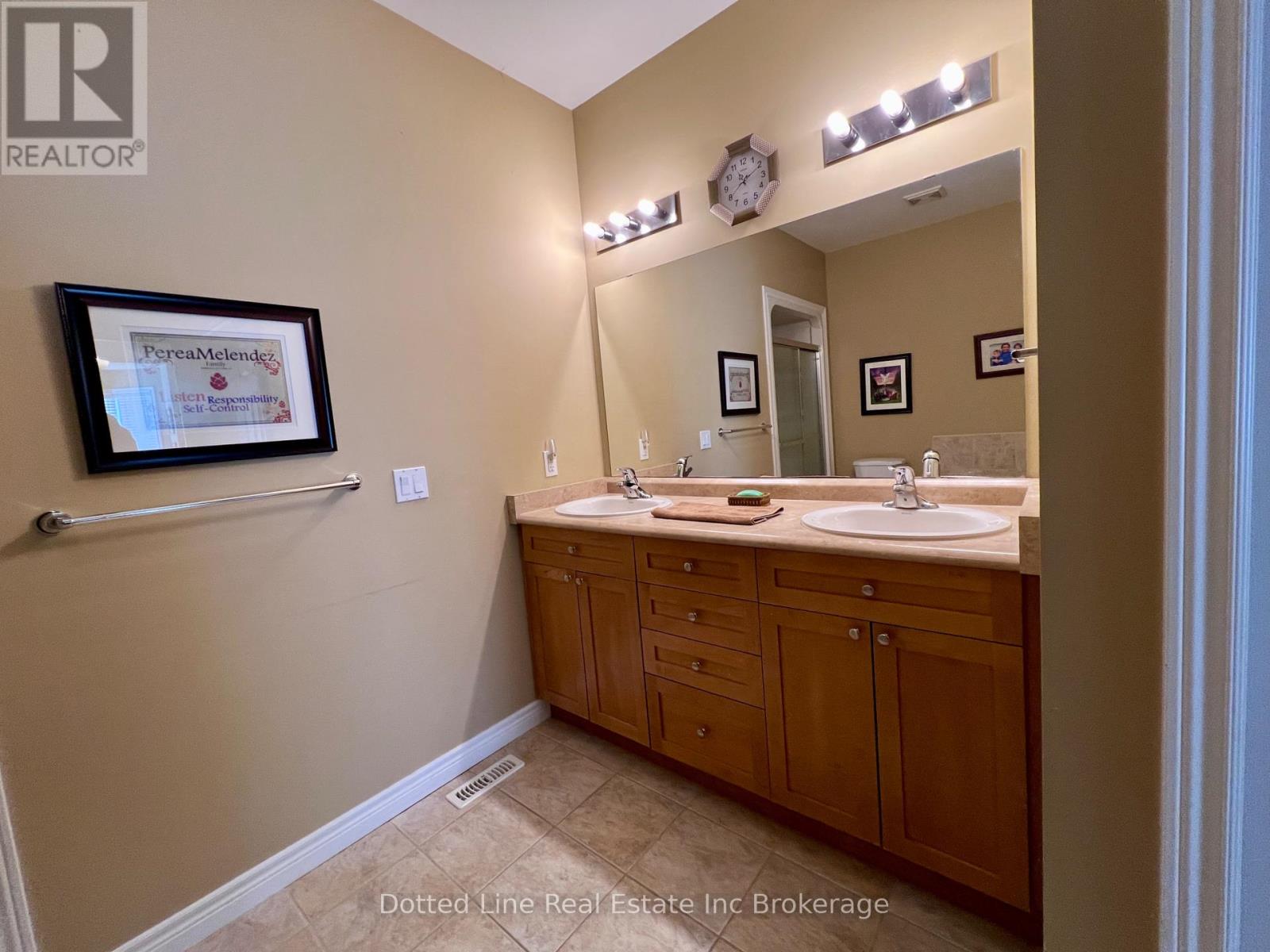 11 - 500 Lakeview Drive, Woodstock (Woodstock - North), Ontario  N4T 1W4 - Photo 11 - X12415913
