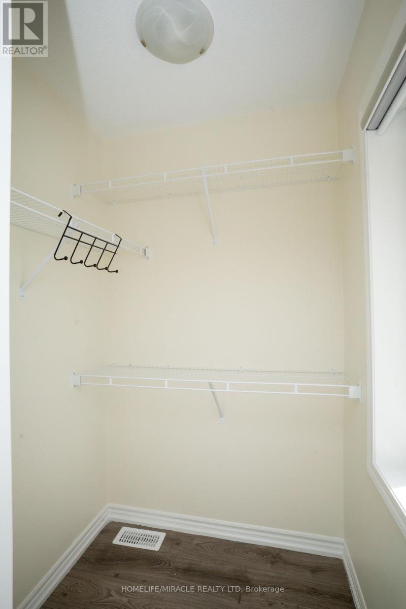 23 Speckled Alder Street, Caledon, Ontario  L7C 4J1 - Photo 17 - W12415705