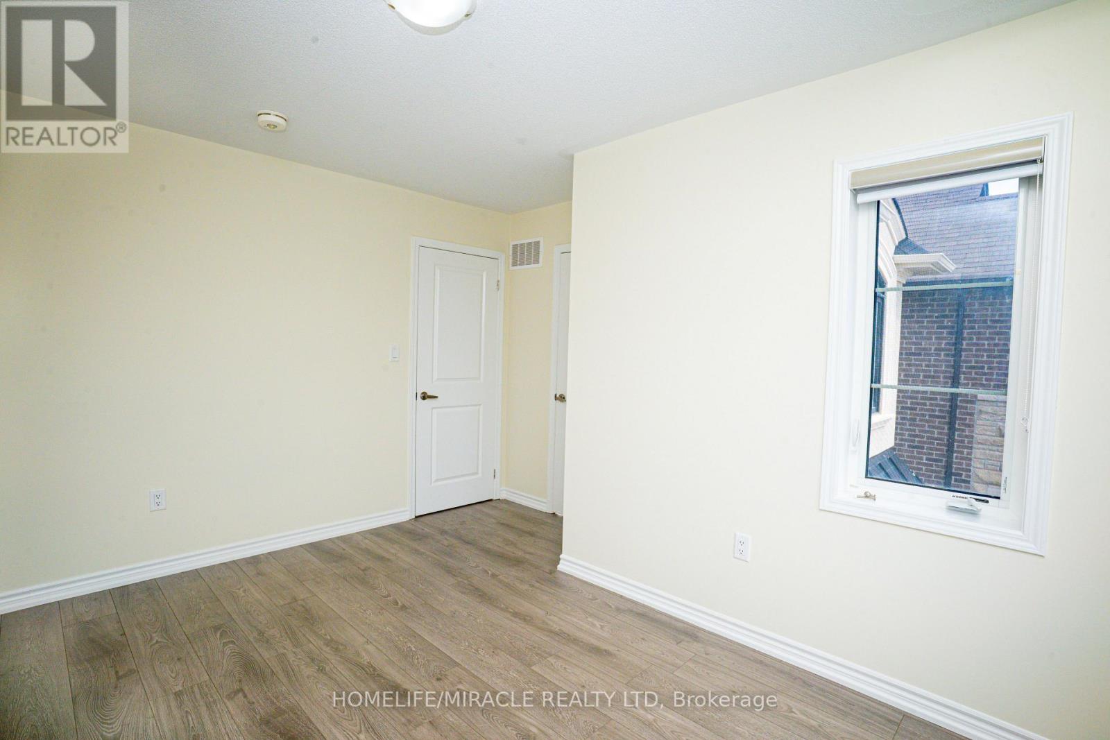 23 Speckled Alder Street, Caledon, Ontario  L7C 4J1 - Photo 18 - W12415705