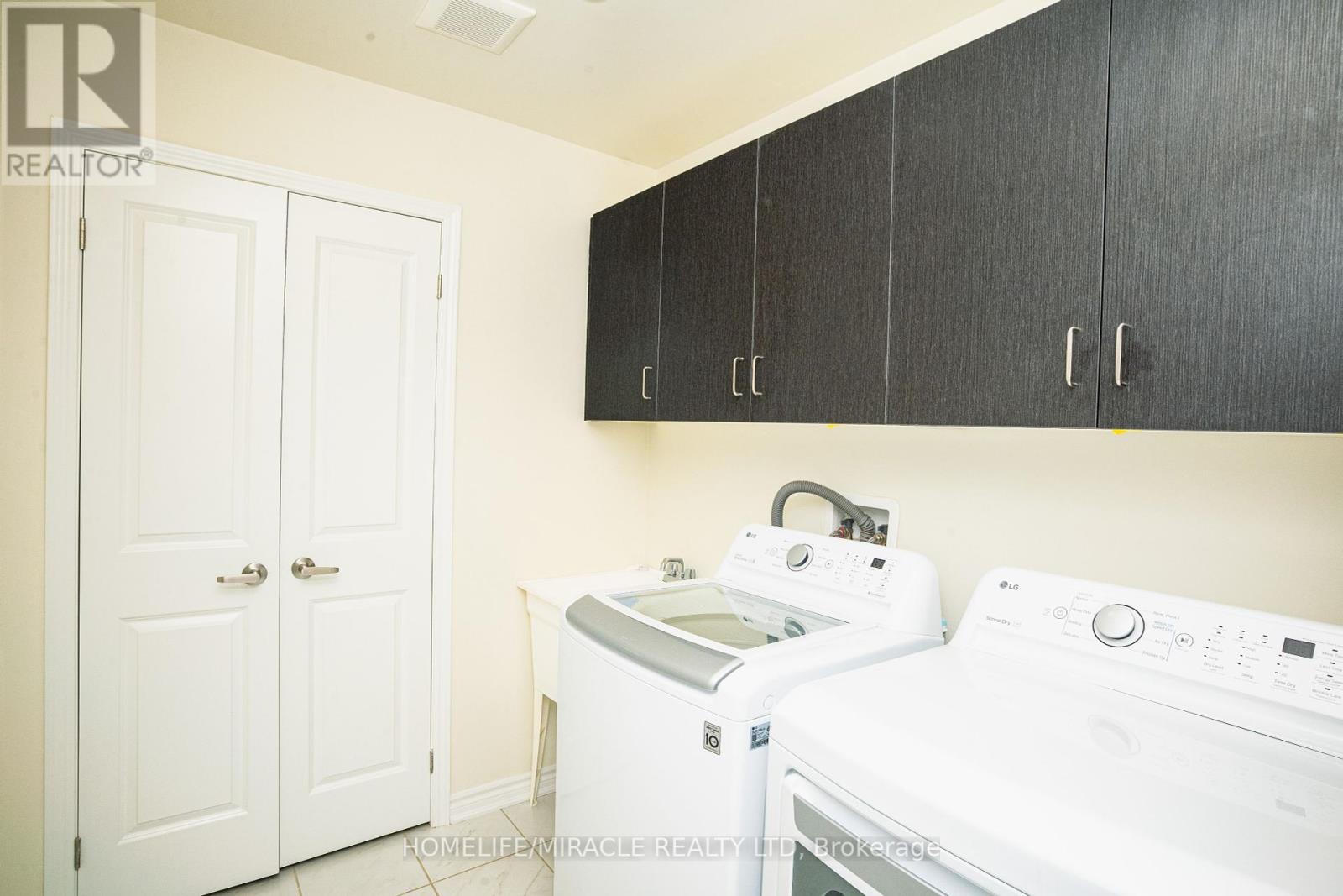 23 Speckled Alder Street, Caledon, Ontario  L7C 4J1 - Photo 25 - W12415705