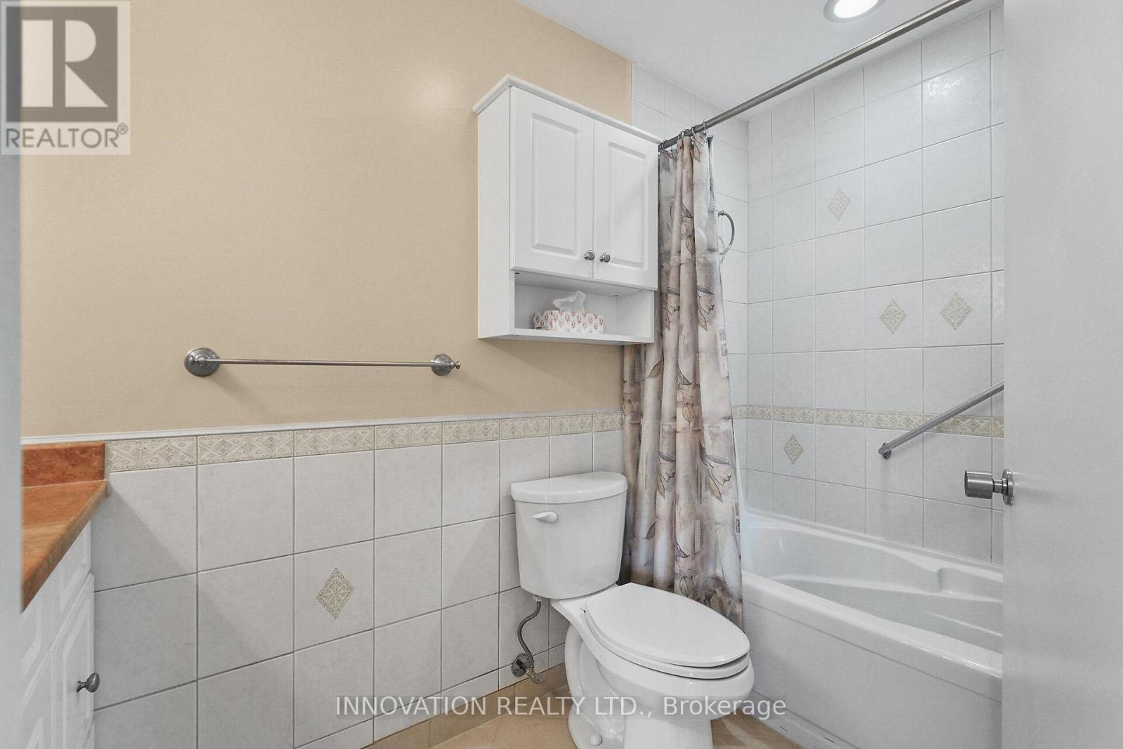 14 Chimo Drive, Ottawa, Ontario  K2L 1A4 - Photo 32 - X12415171