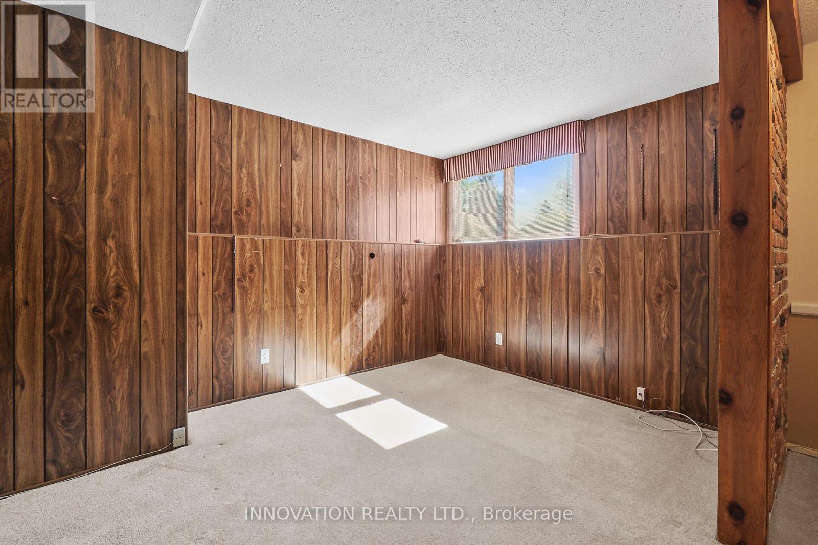 14 Chimo Drive, Ottawa, Ontario  K2L 1A4 - Photo 36 - X12415171