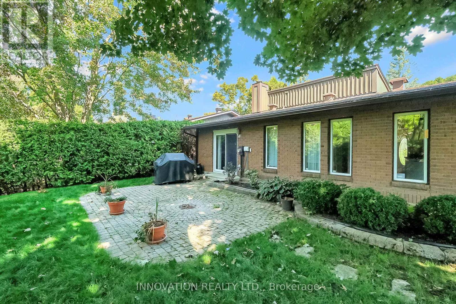 14 Chimo Drive, Ottawa, Ontario  K2L 1A4 - Photo 40 - X12415171