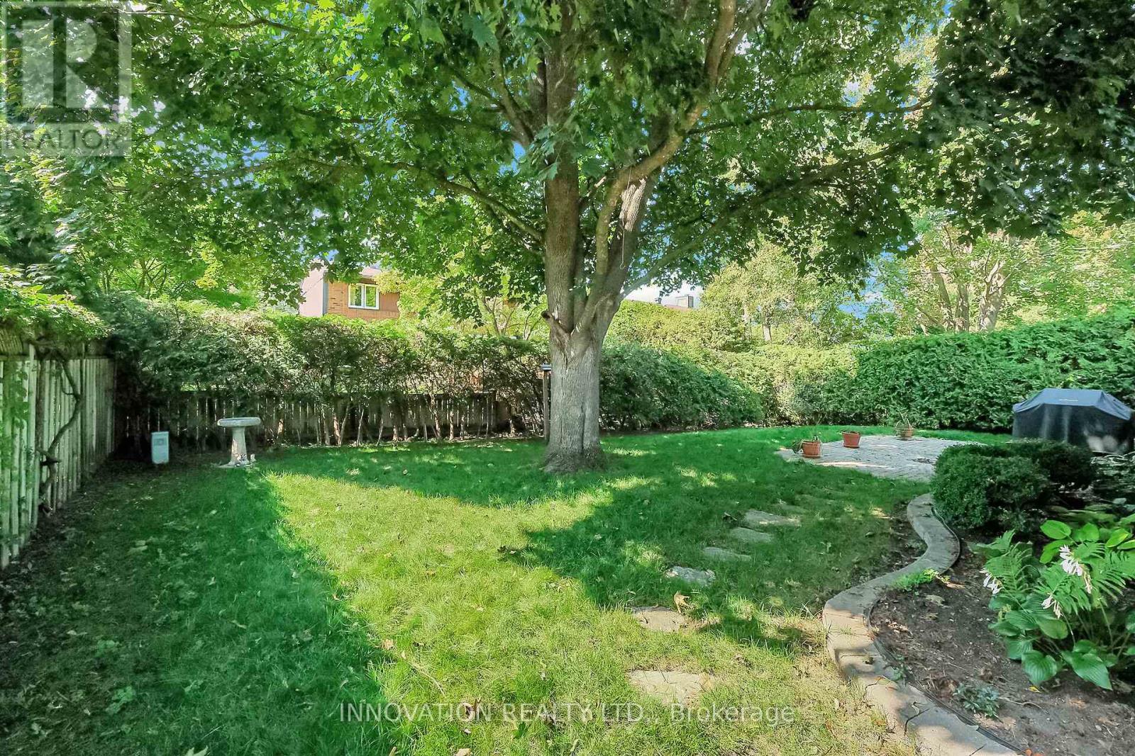 14 Chimo Drive, Ottawa, Ontario  K2L 1A4 - Photo 41 - X12415171