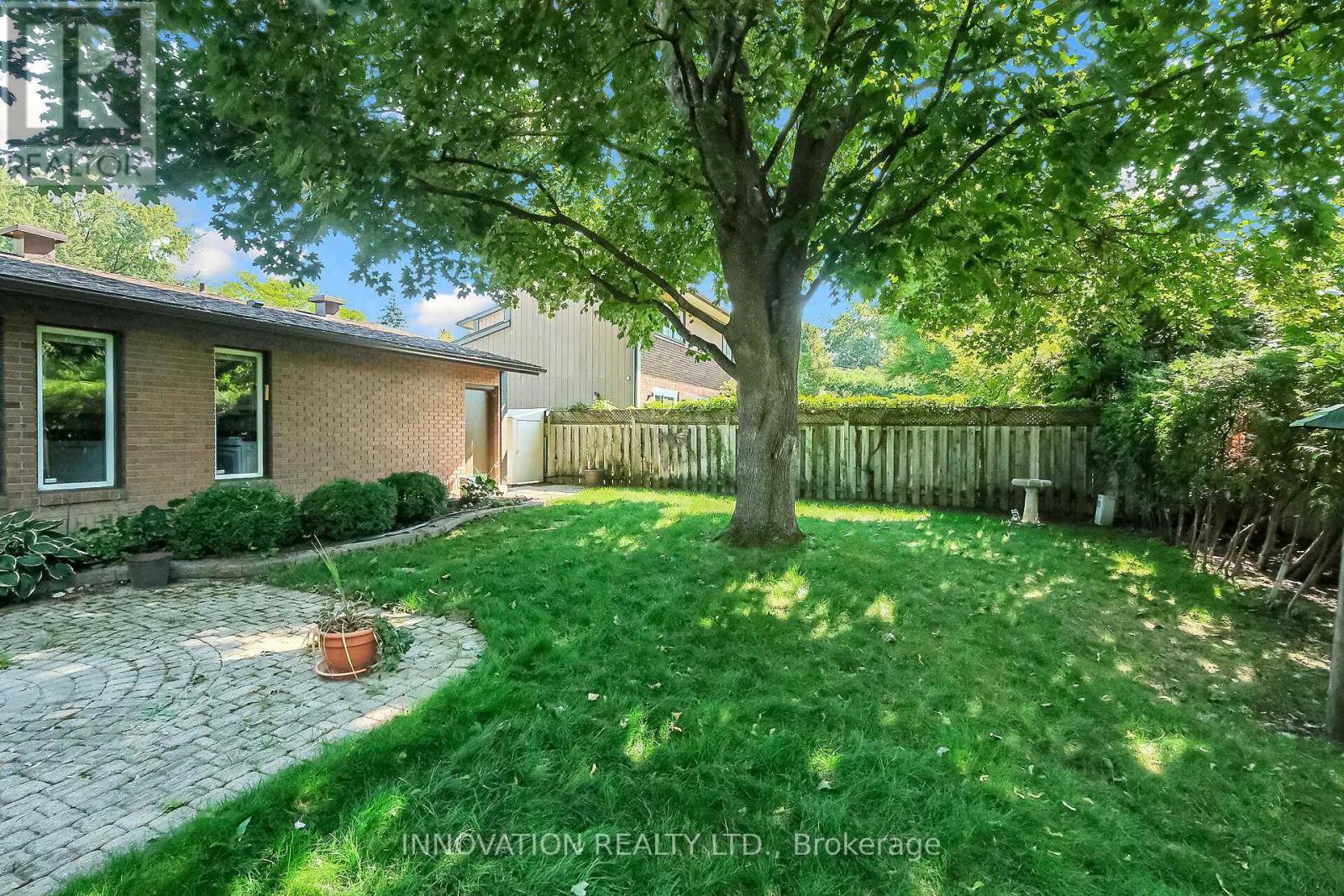 14 Chimo Drive, Ottawa, Ontario  K2L 1A4 - Photo 43 - X12415171