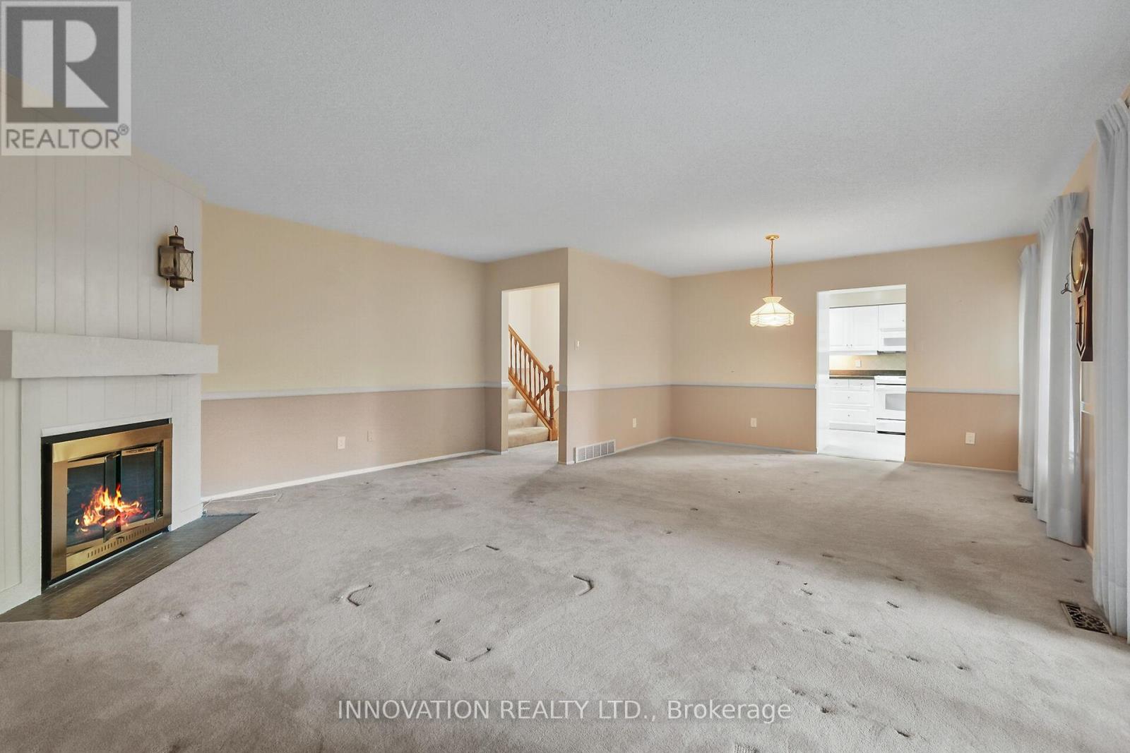 14 Chimo Drive, Ottawa, Ontario  K2L 1A4 - Photo 9 - X12415171