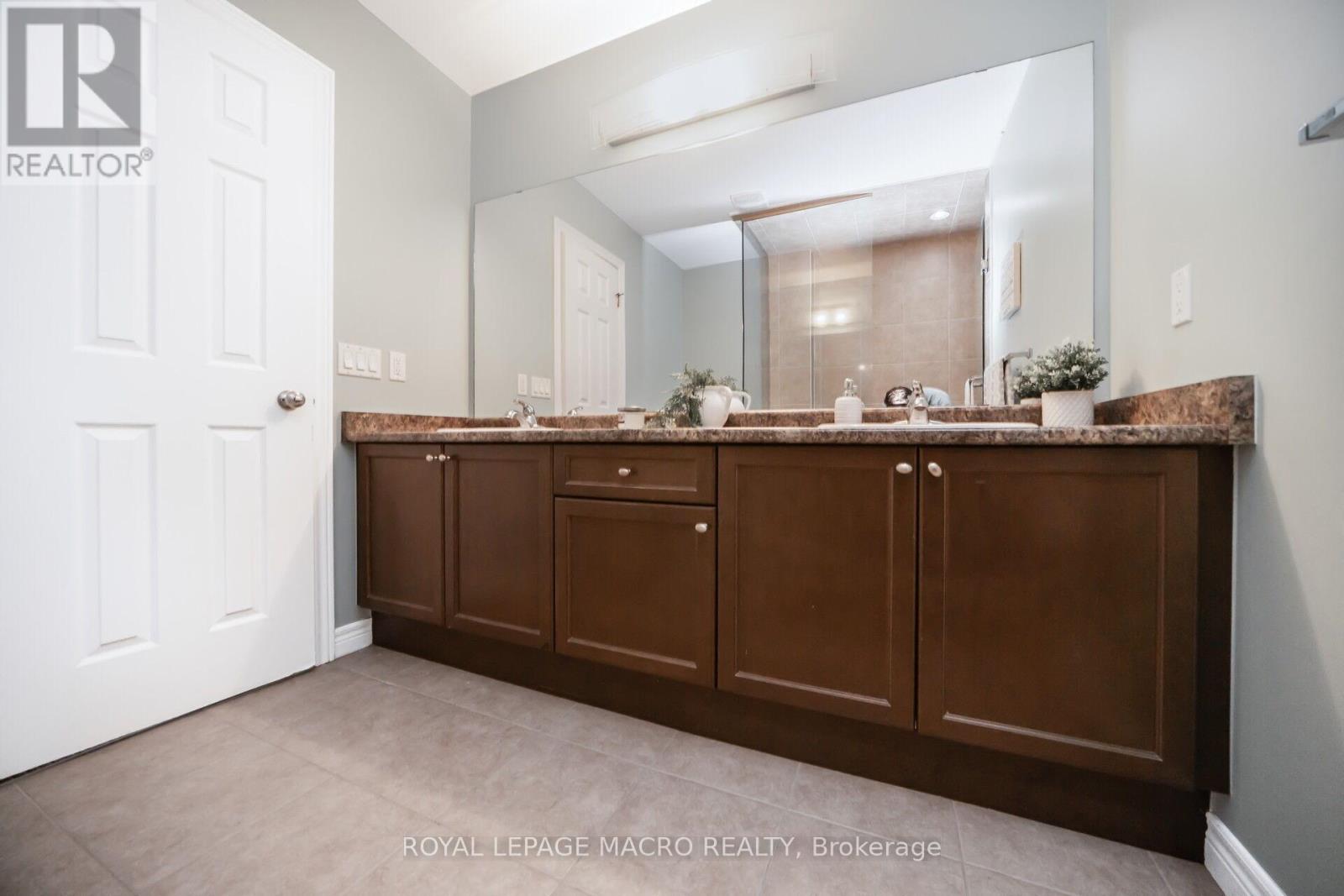 115 Pelech Crescent, Hamilton, Ontario  L0R 1P0 - Photo 17 - X12415748