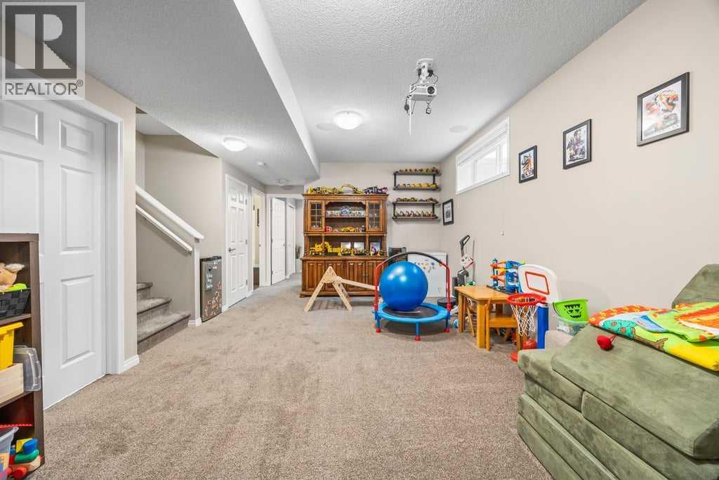 512 River Heights Green, Cochrane, Alberta  T4C 0S1 - Photo 29 - A2253650
