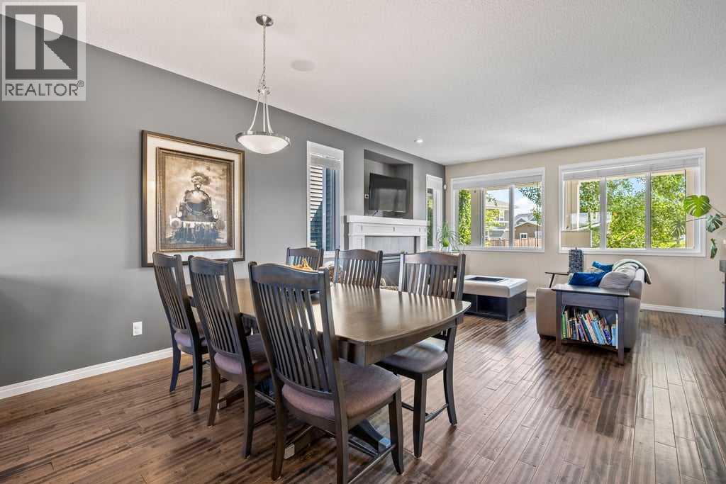 512 River Heights Green, Cochrane, Alberta  T4C 0S1 - Photo 8 - A2253650