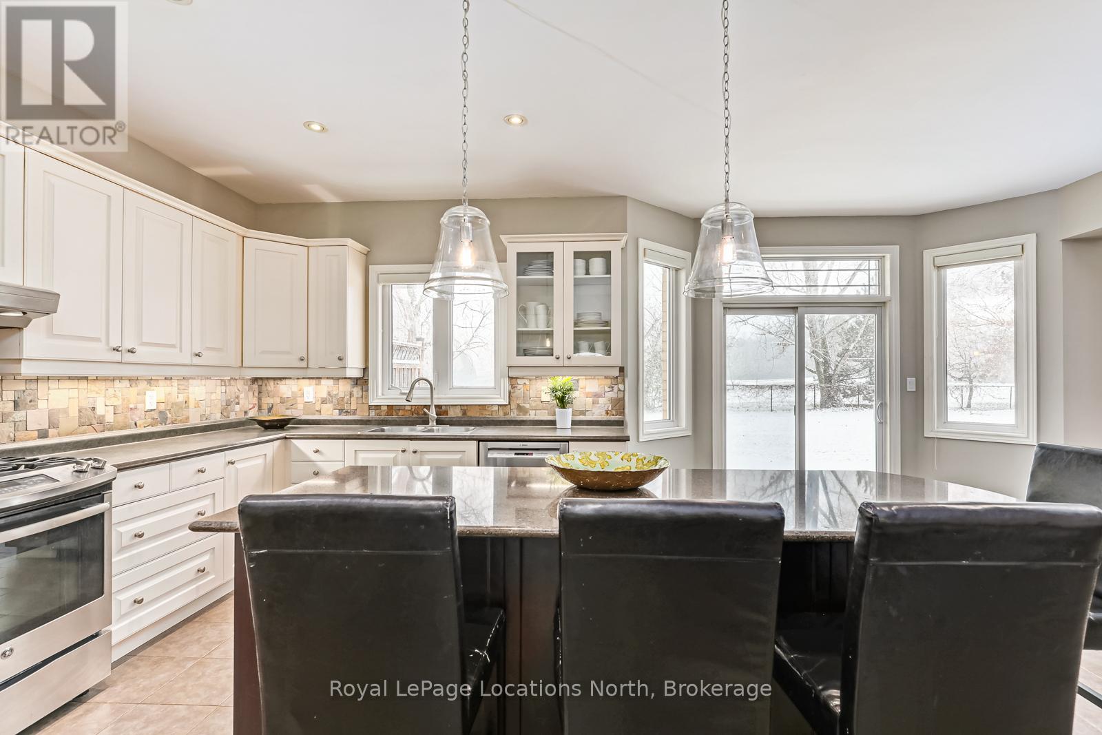 59 Kells Crescent, Collingwood, Ontario  L9Y 0A9 - Photo 17 - S12415908