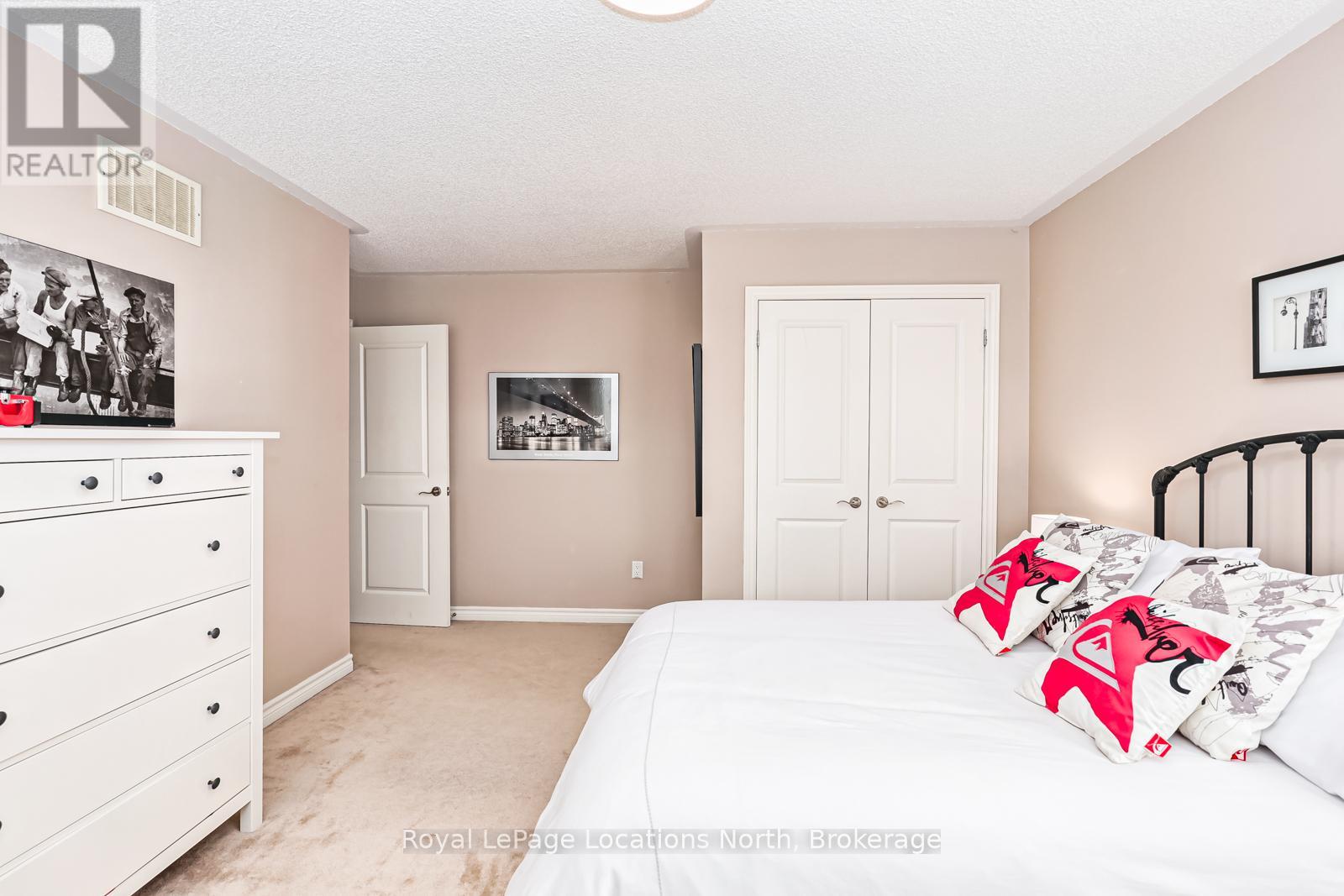 59 Kells Crescent, Collingwood, Ontario  L9Y 0A9 - Photo 37 - S12415908