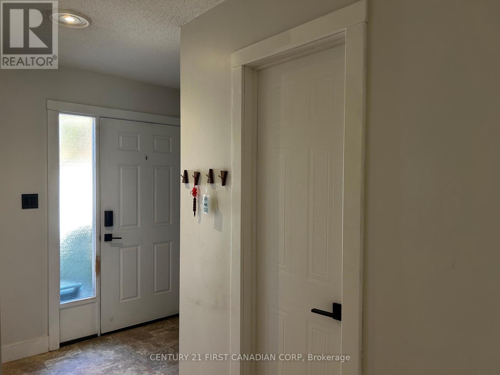 4 - 1199 Hamilton Road, London East, Ontario  N5W 5Z9 - Photo 6 - X12413050