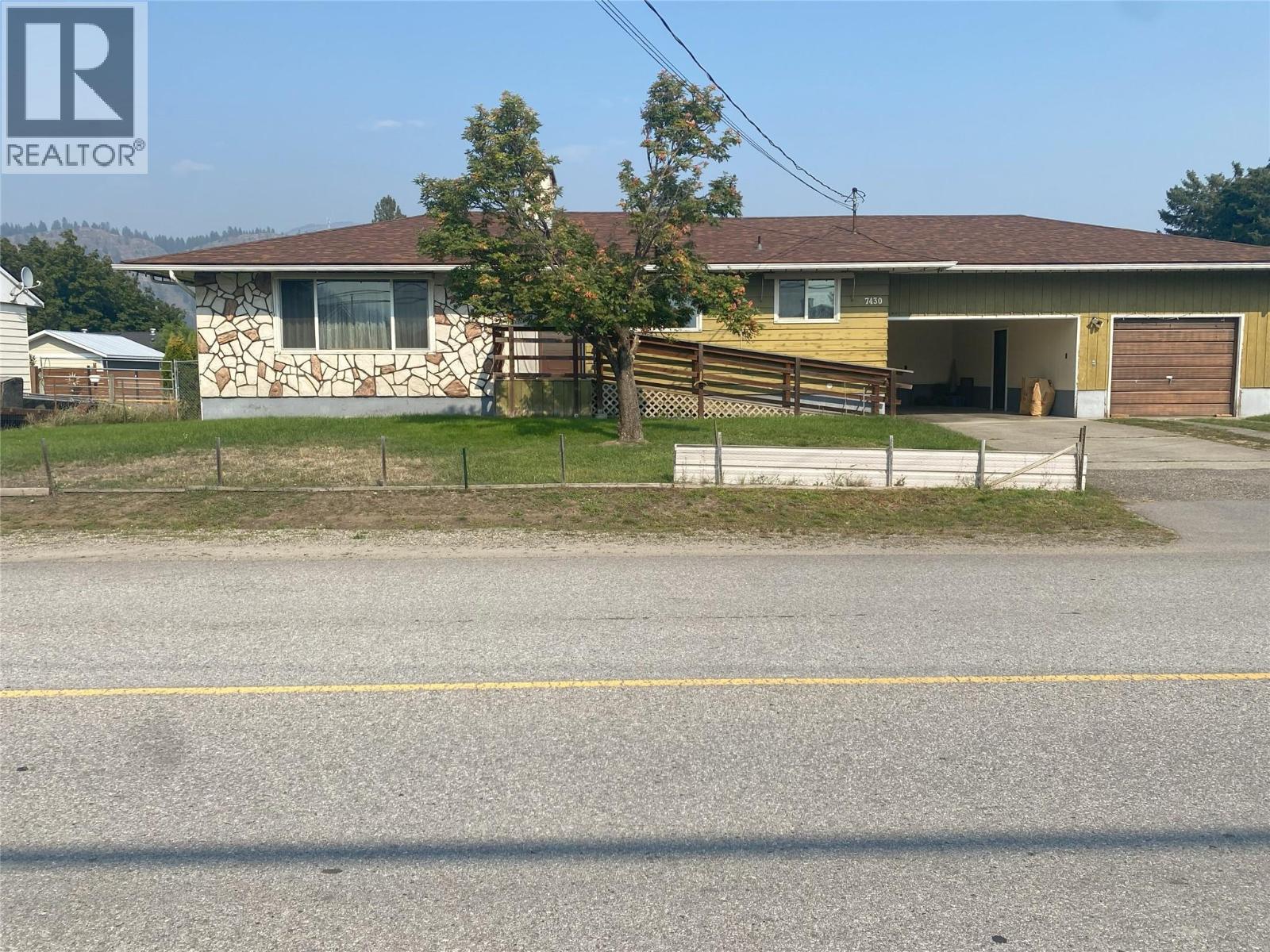 7430 22nd Street, Grand Forks, British Columbia