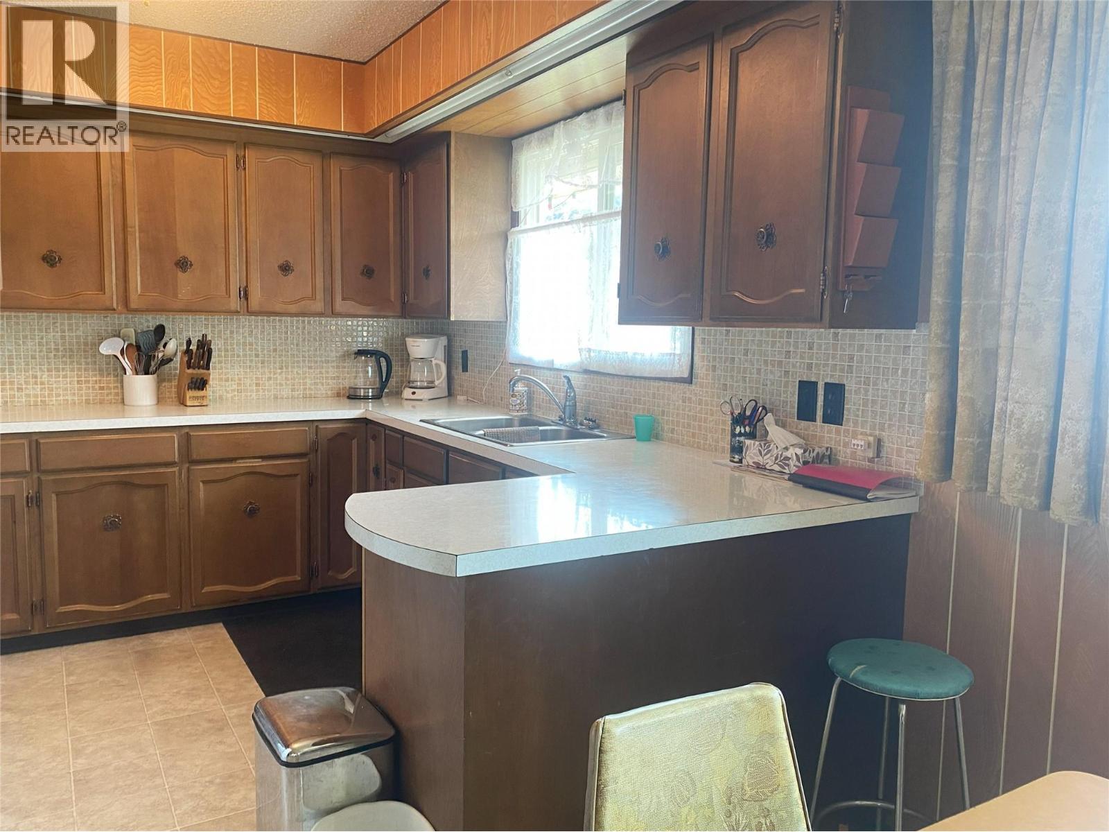 7430 22nd Street, Grand Forks, British Columbia  V0H 1H0 - Photo 3 - 10362848