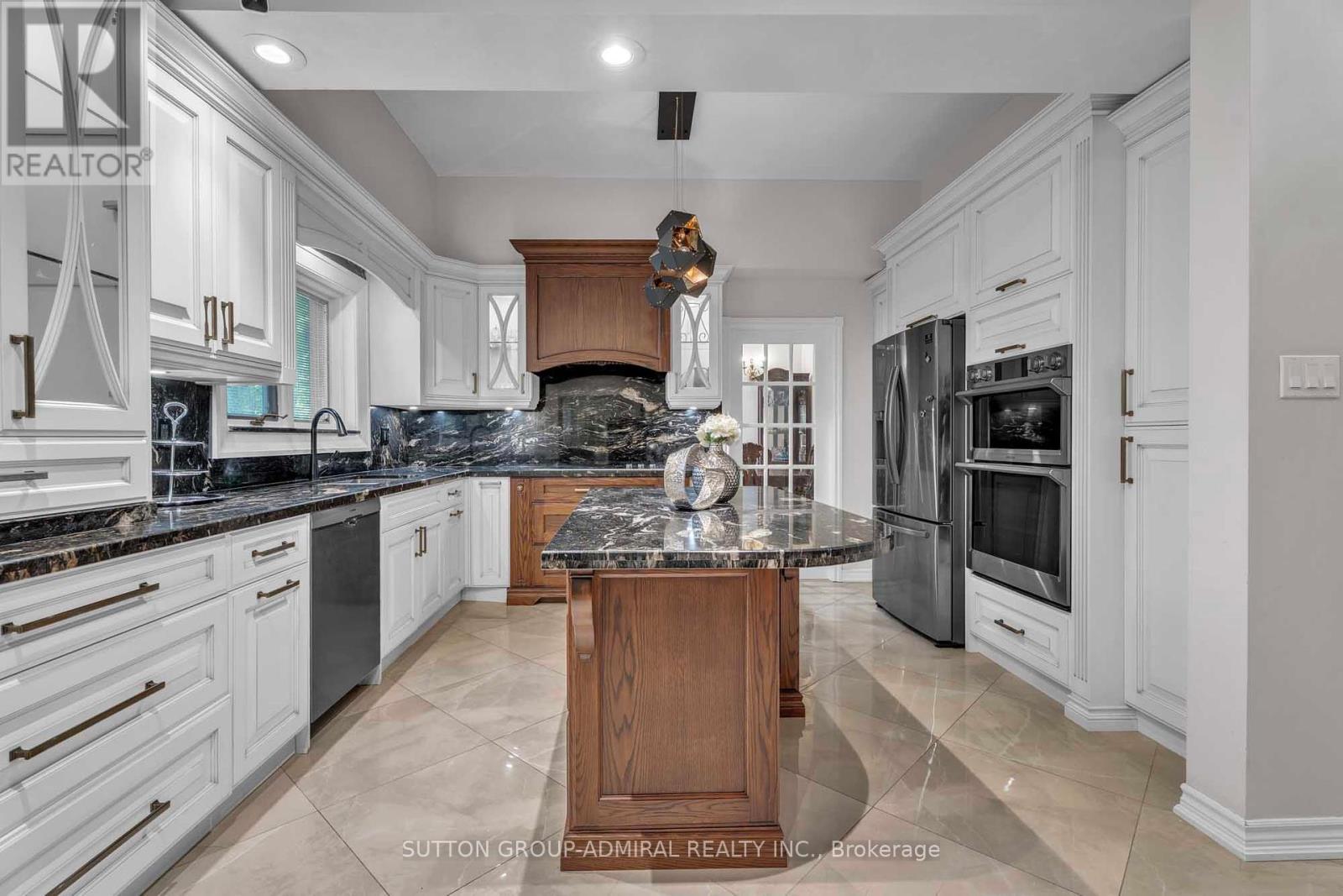 116 Goulding Avenue, Toronto (Newtonbrook West), Ontario  M2M 1L4 - Photo 9 - C12415812