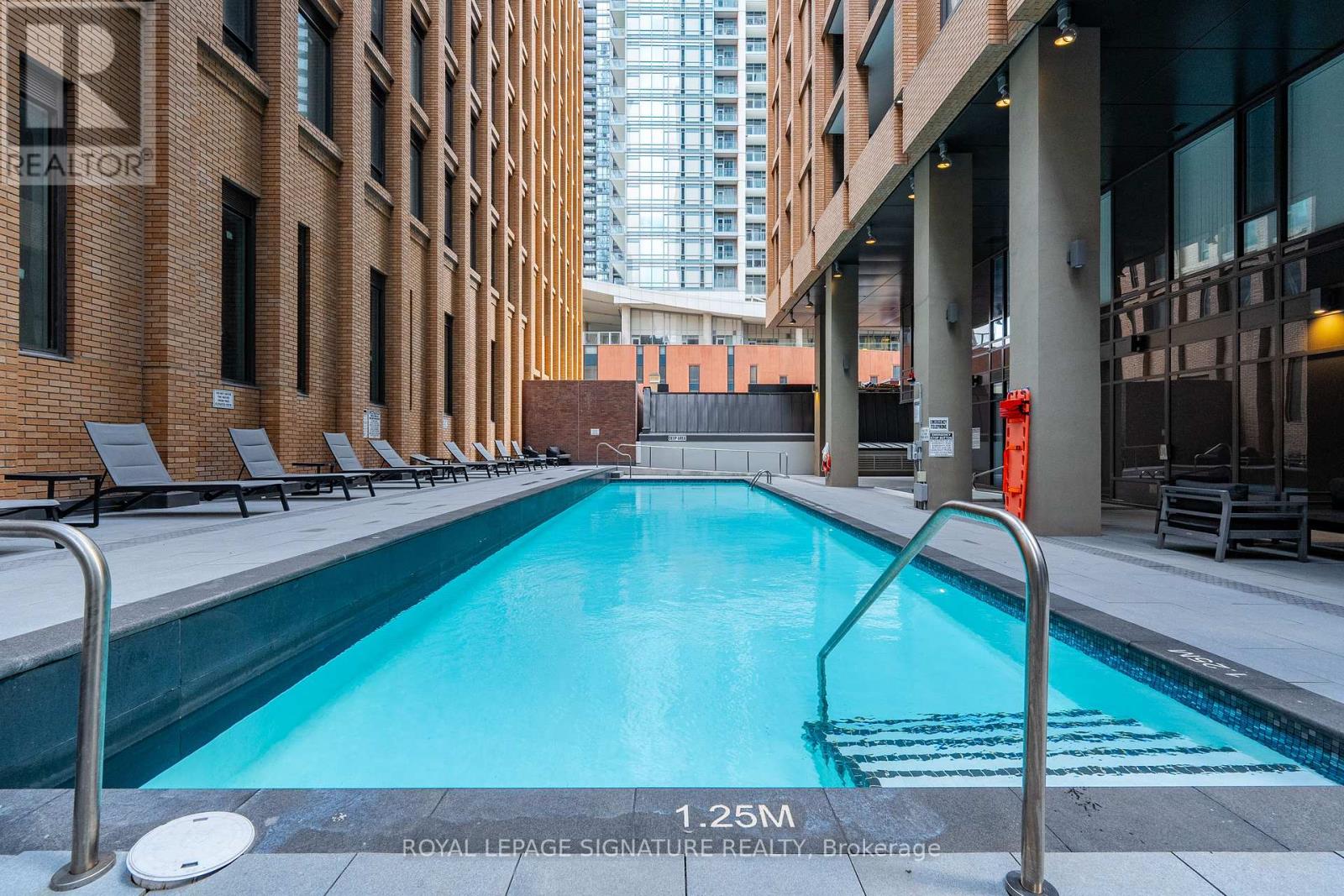 4226 - 28 Widmer Street, Toronto, Ontario  M5V 3E7 - Photo 32 - C12415841