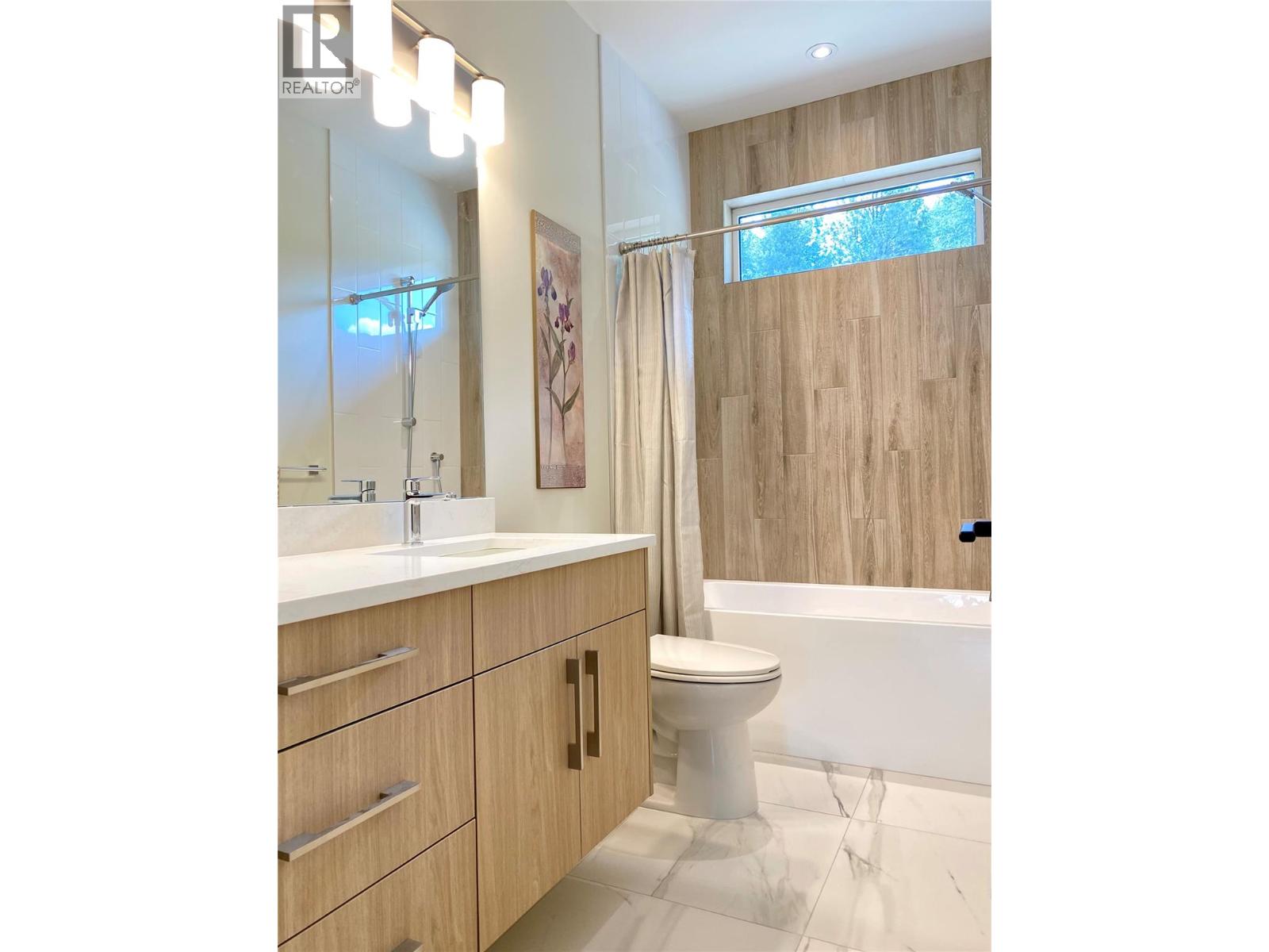 8781 Riverside Drive, Grand Forks, British Columbia  V0H 1H0 - Photo 16 - 2479934