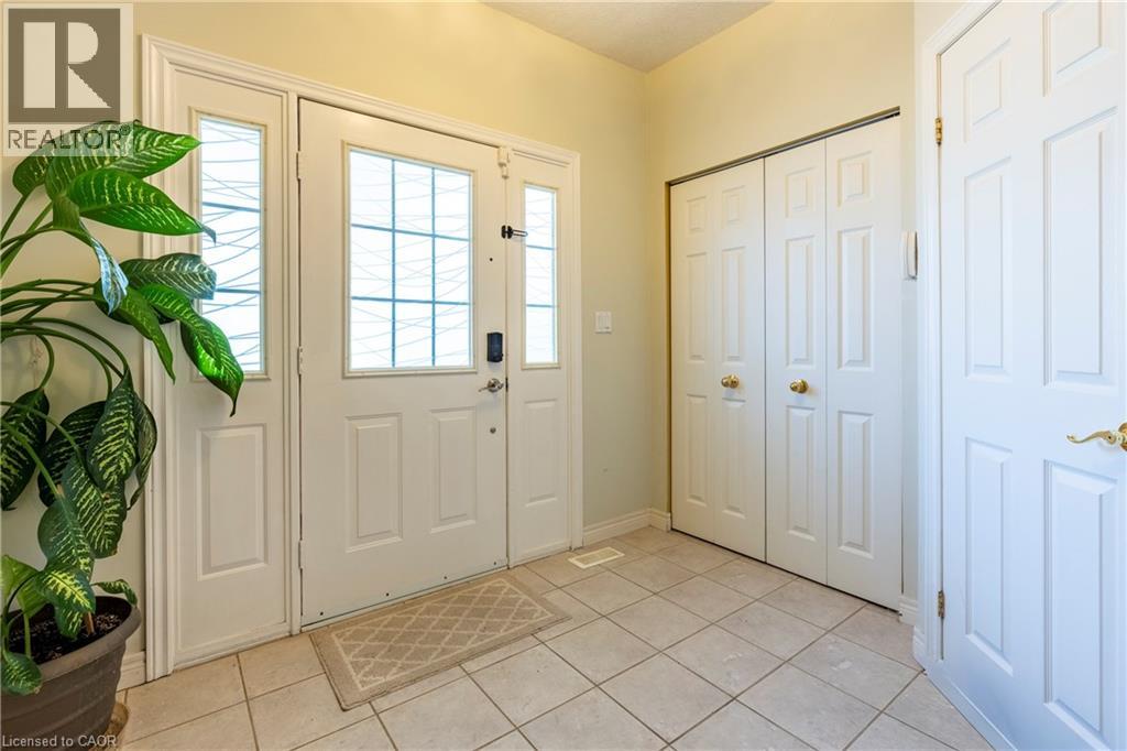 564 Willow Wood Drive, Waterloo, Ontario  N2T 2T5 - Photo 3 - 40771066