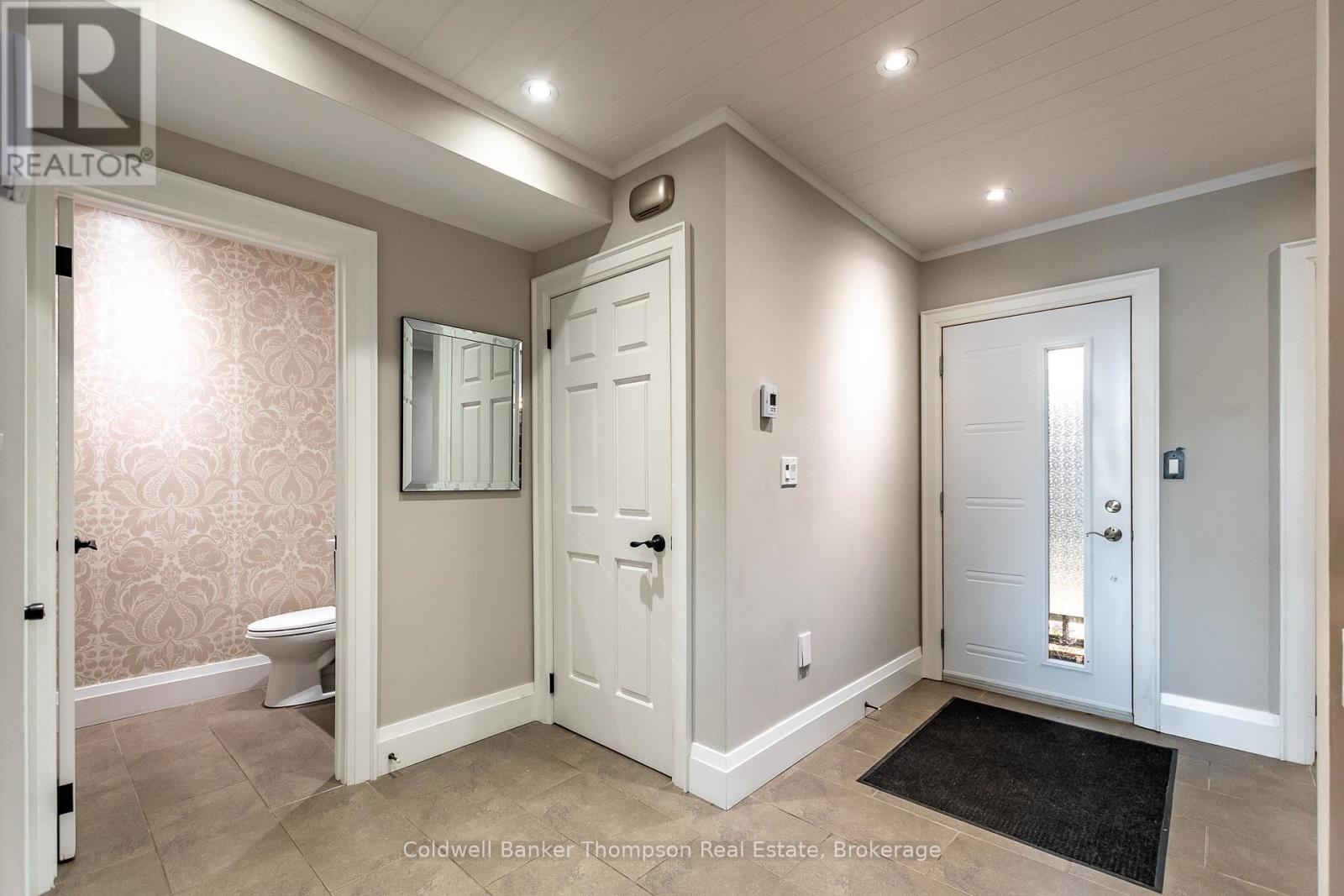 4321 Grandview Bayside Drive, Huntsville, Ontario  P1H 2J5 - Photo 5 - X12415944