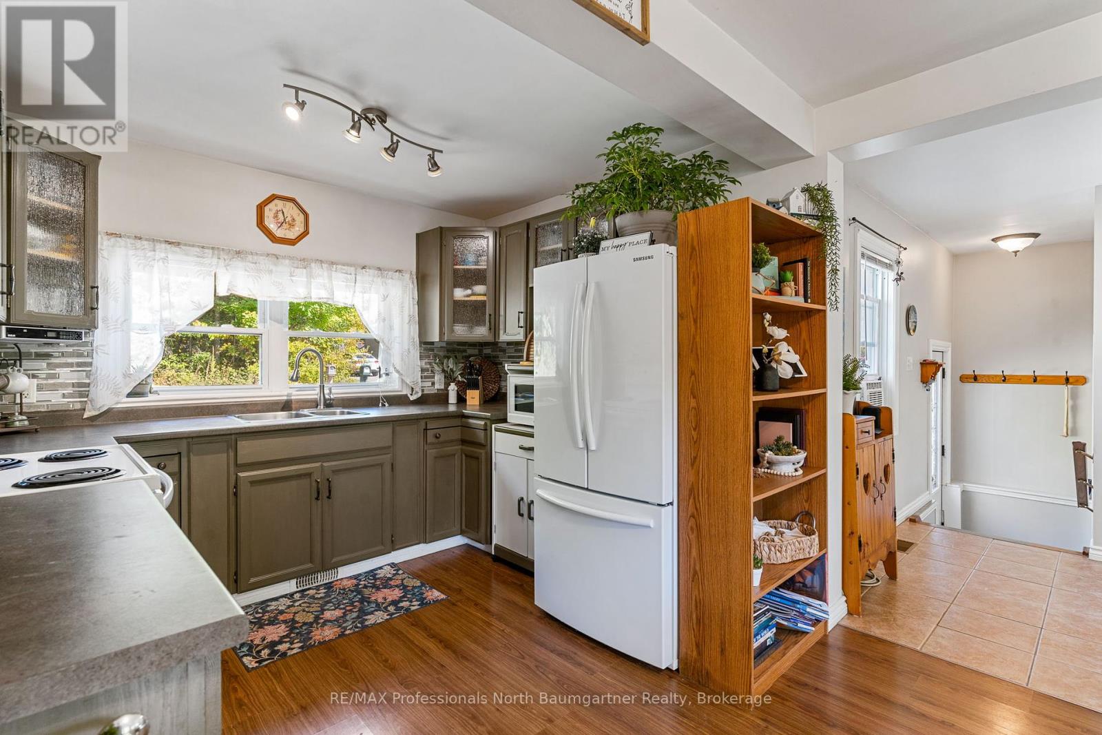 1834 Scotch Line Road W, Minden Hills (Minden), Ontario  K0M 2K0 - Photo 5 - X12415983