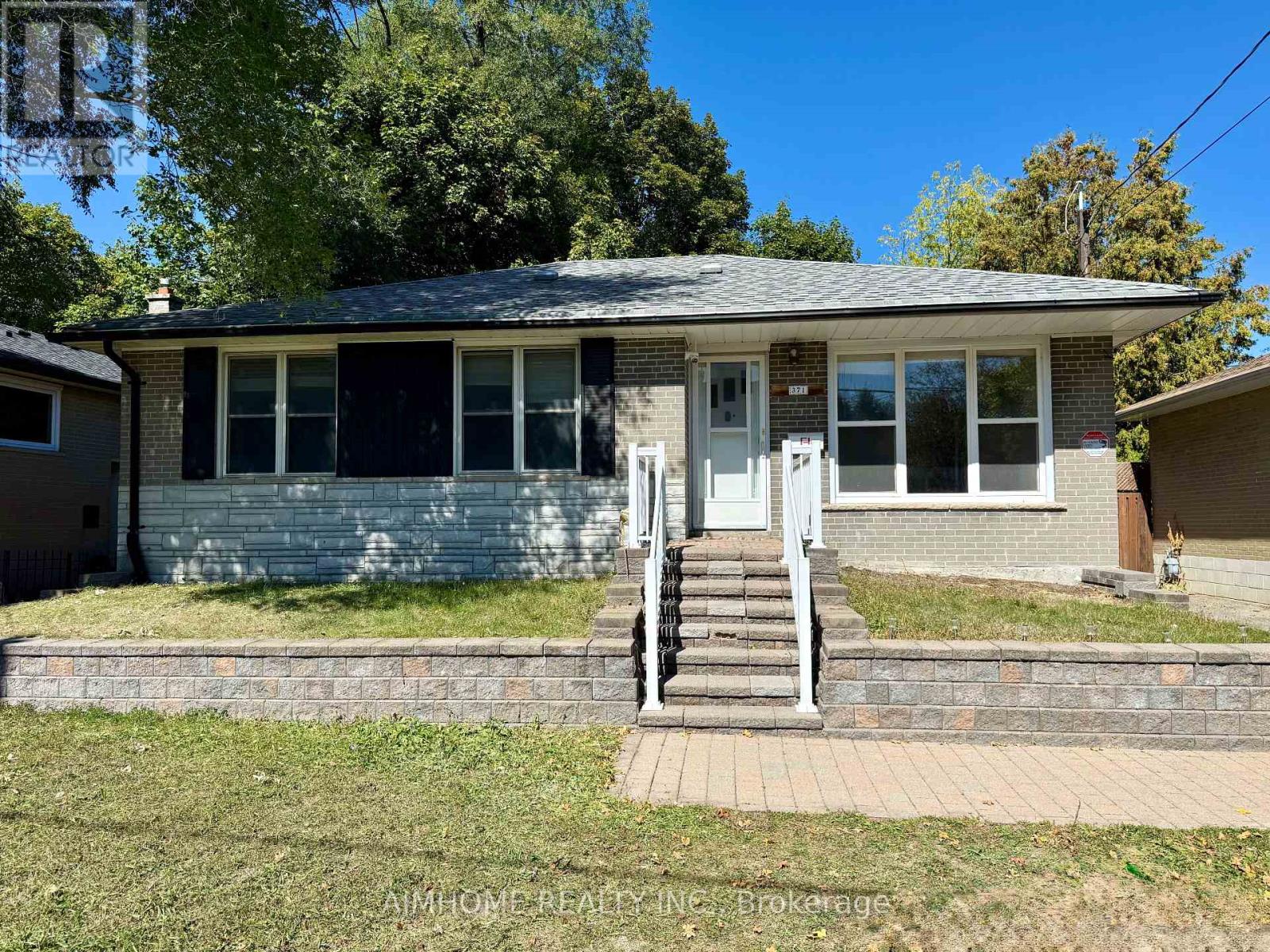 371 WENLOCK AVENUE, Richmond Hill, Ontario