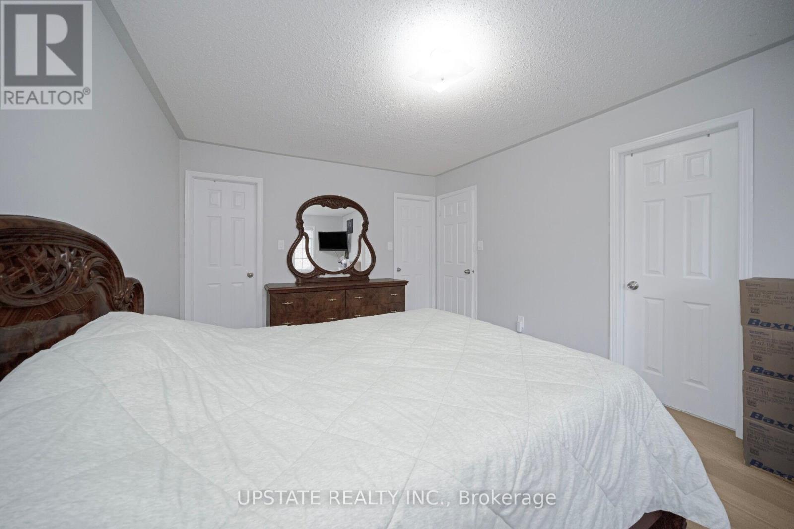 173 Monte Carlo Drive, Vaughan, Ontario  L4H 1R5 - Photo 18 - N12415914